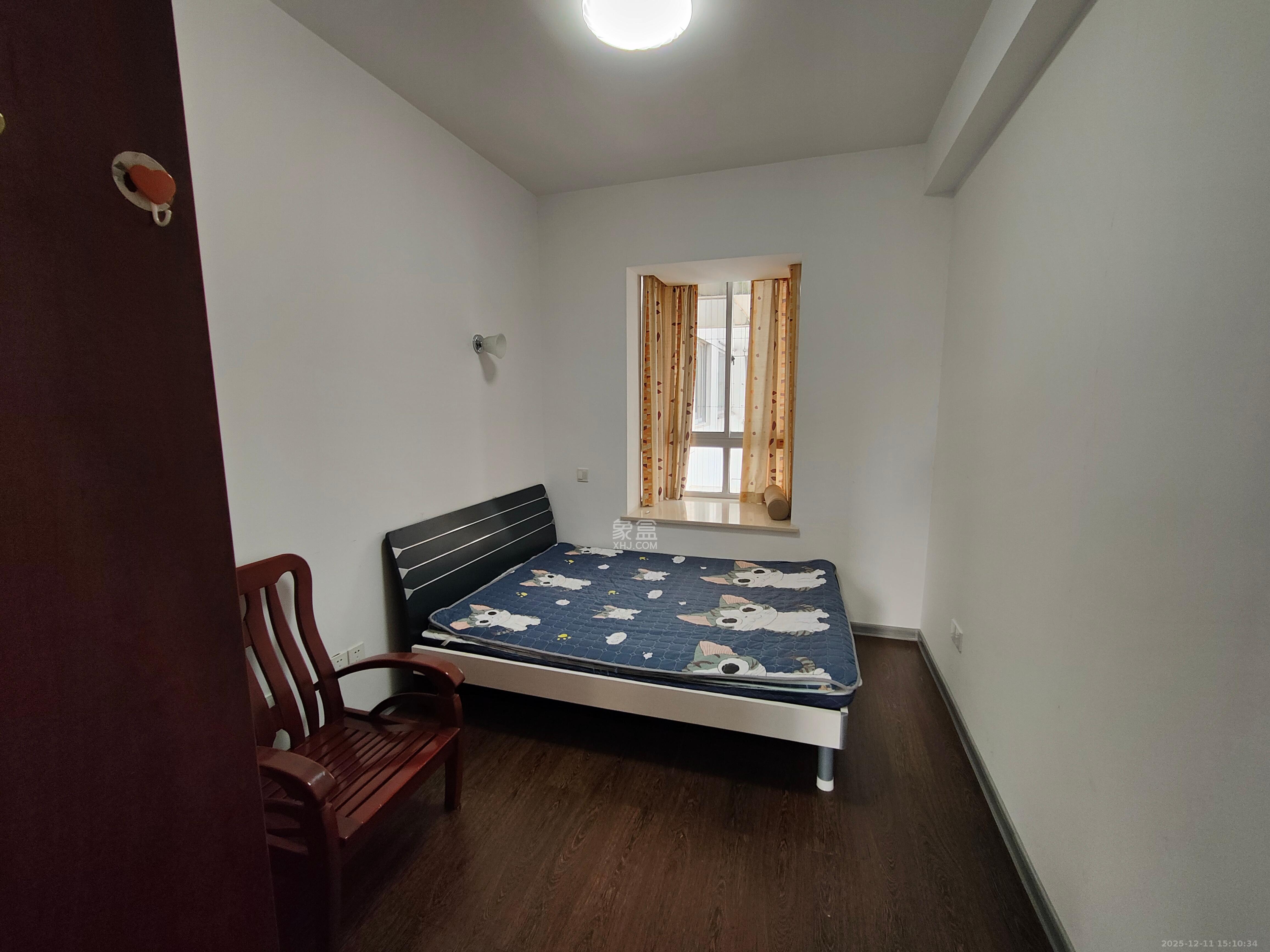 天一康园(湖南电力科技园) 4室2厅2卫 3200.0元/月 天一康园(湖南电力科技园) 4室2厅2卫 3200.0元/月室内图