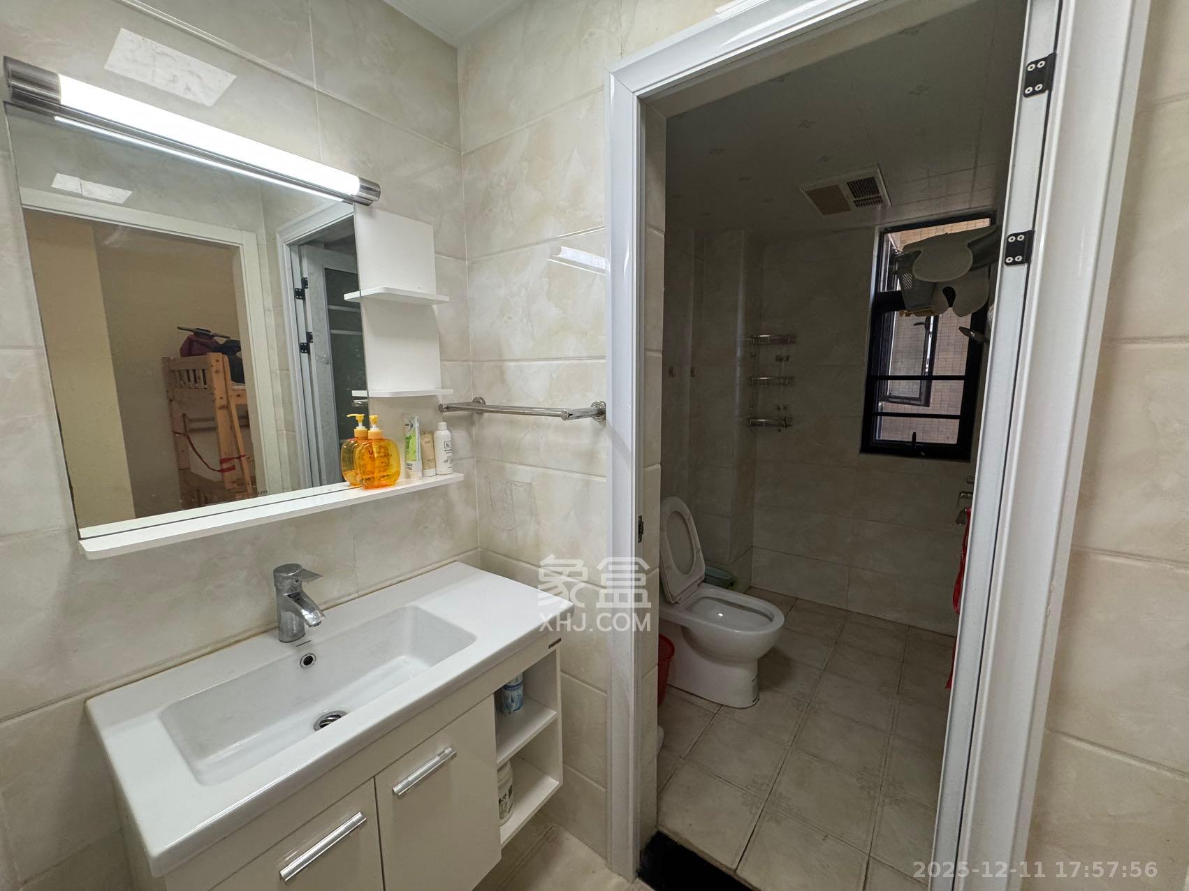 阳光城尚东湾青云苑 2室2厅1卫 2100.0元/月 阳光城尚东湾青云苑 2室2厅1卫 2100.0元/月室内图