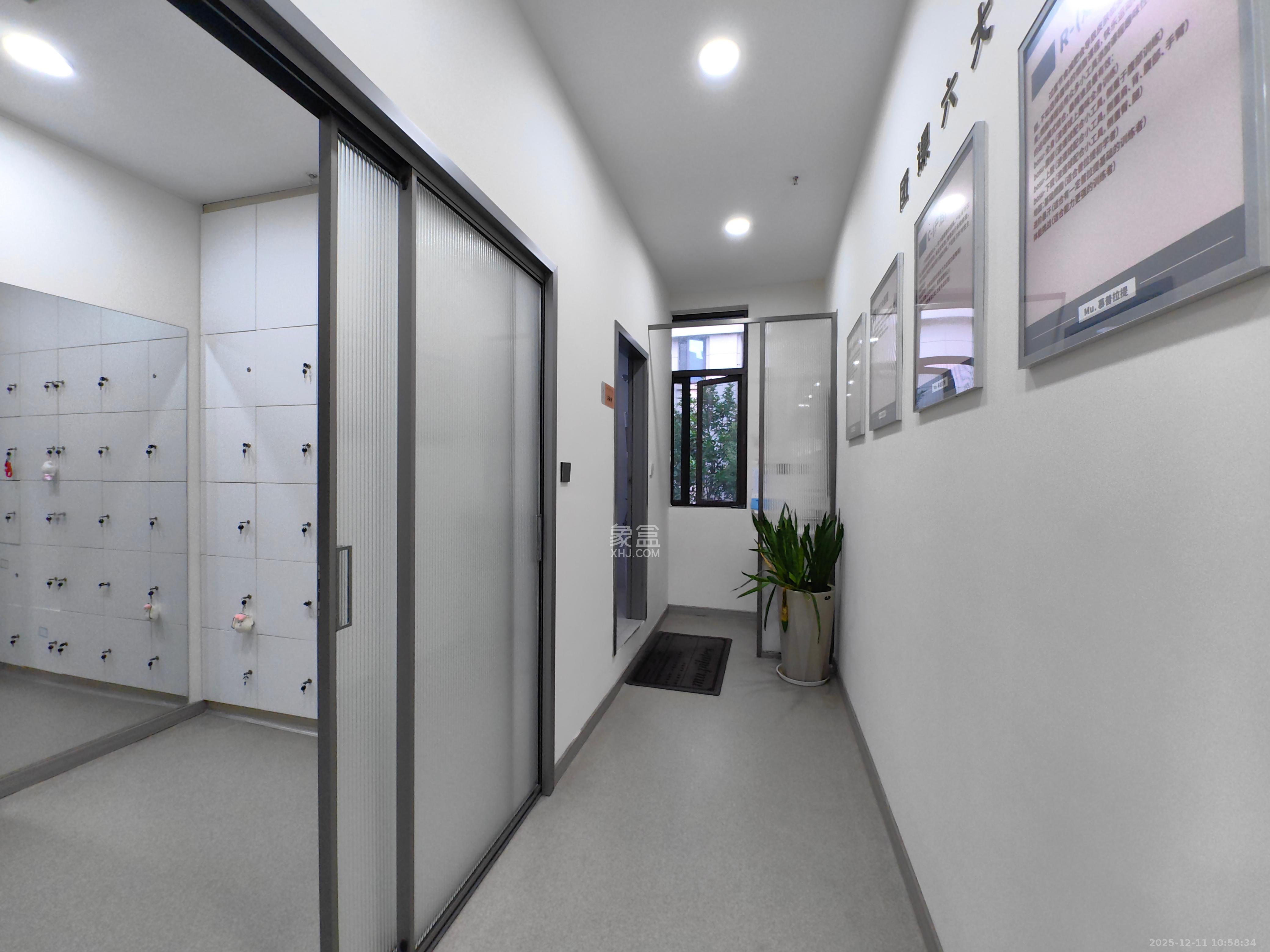 中交中央公园D3区   70.75㎡      9500.0元/月室内图