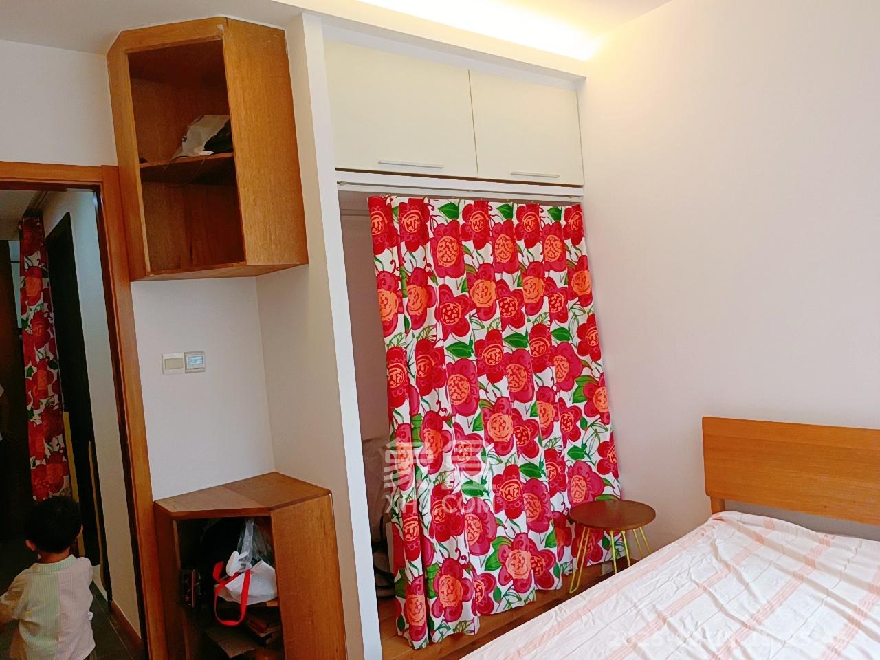 奥林匹克花园贡院三期  2室2厅2卫    2400.0元/月