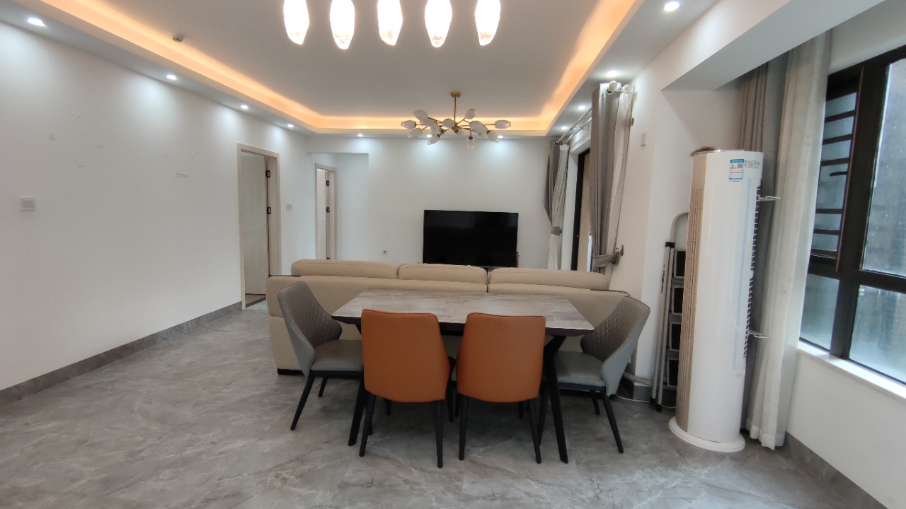 绿地海德公馆  1室0厅0卫    220.0万