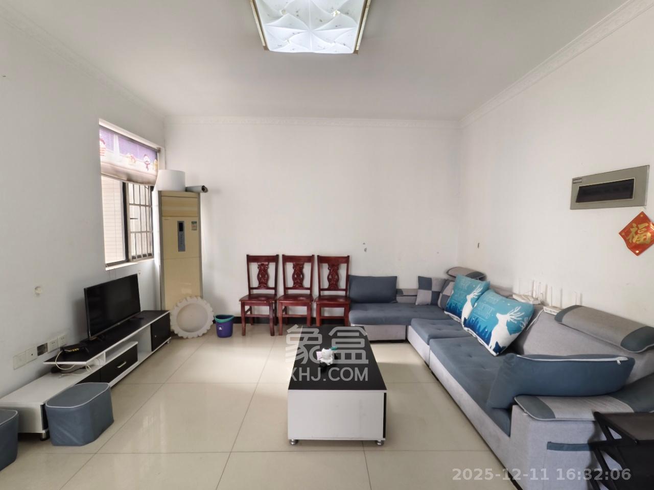 茶山馨苑  2室2厅1卫    2100.0元/月