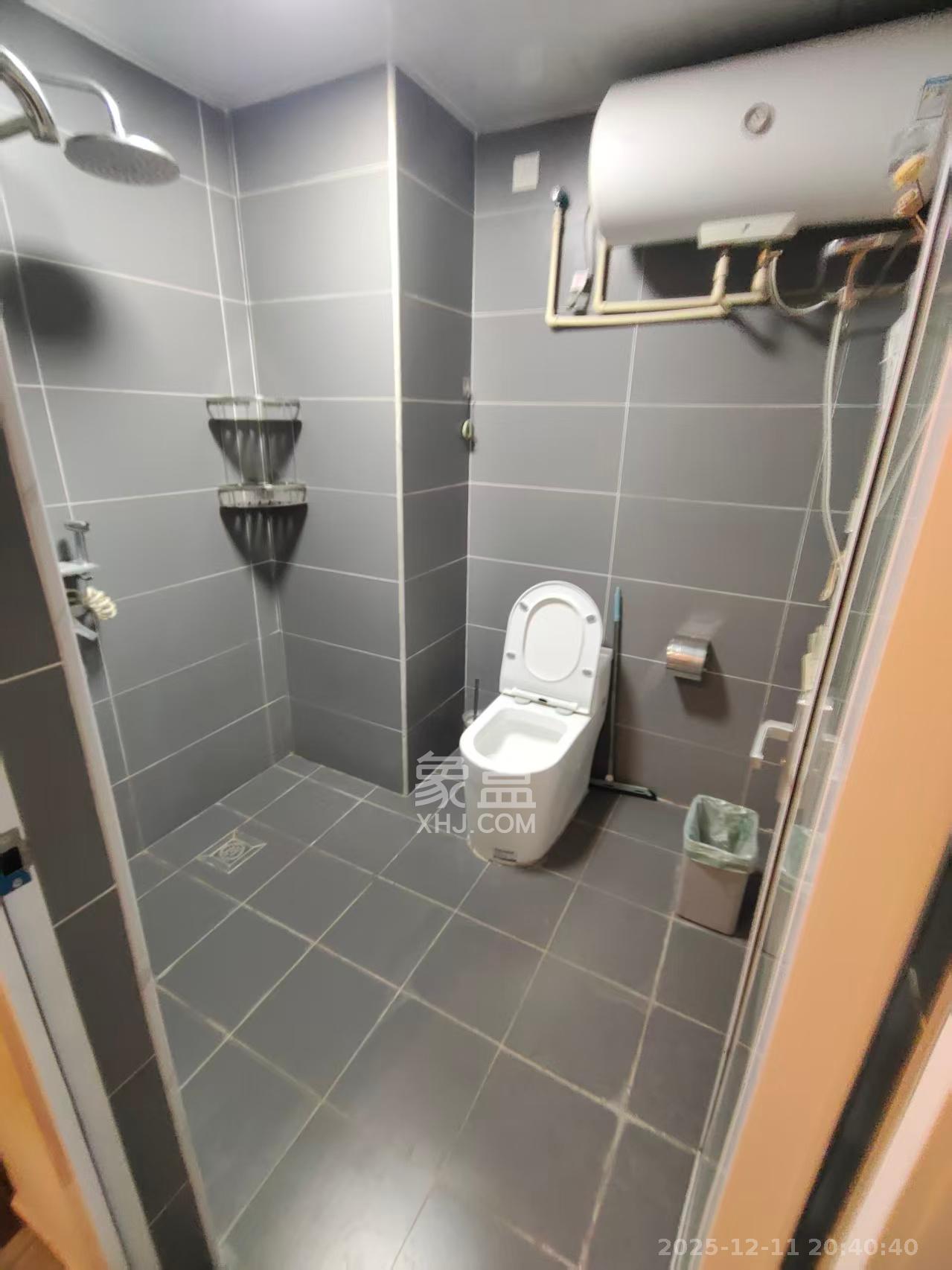 新世界广场 1室0厅0卫 1500.0元/月 新世界广场 1室0厅0卫 1500.0元/月室内图