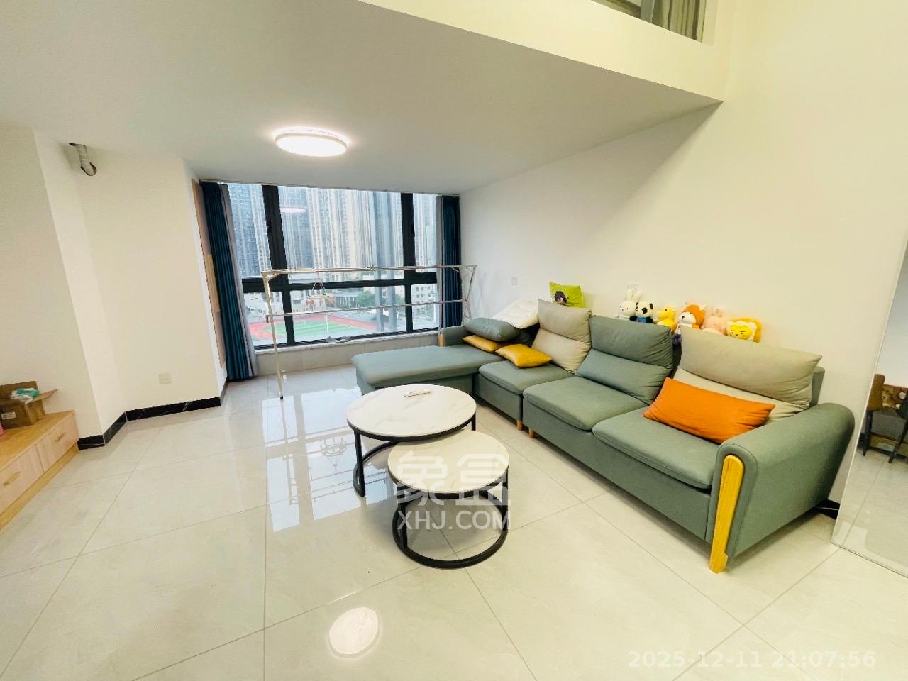 中国铁建梅溪青秀三期 2室2厅1卫 2100.0元/月 中国铁建梅溪青秀三期 2室2厅1卫 2100.0元/月室内图