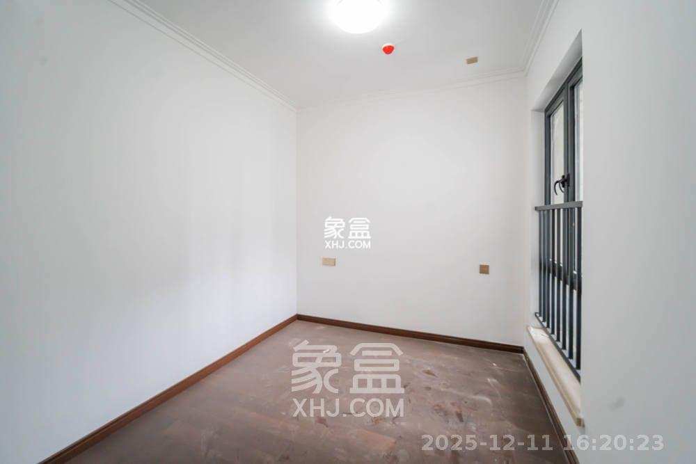 绿地长沙城际空间站(绿地新里佳苑) 3室2厅2卫 3000.0元/月 绿地长沙城际空间站(绿地新里佳苑) 3室2厅2卫 3000.0元/月室内图