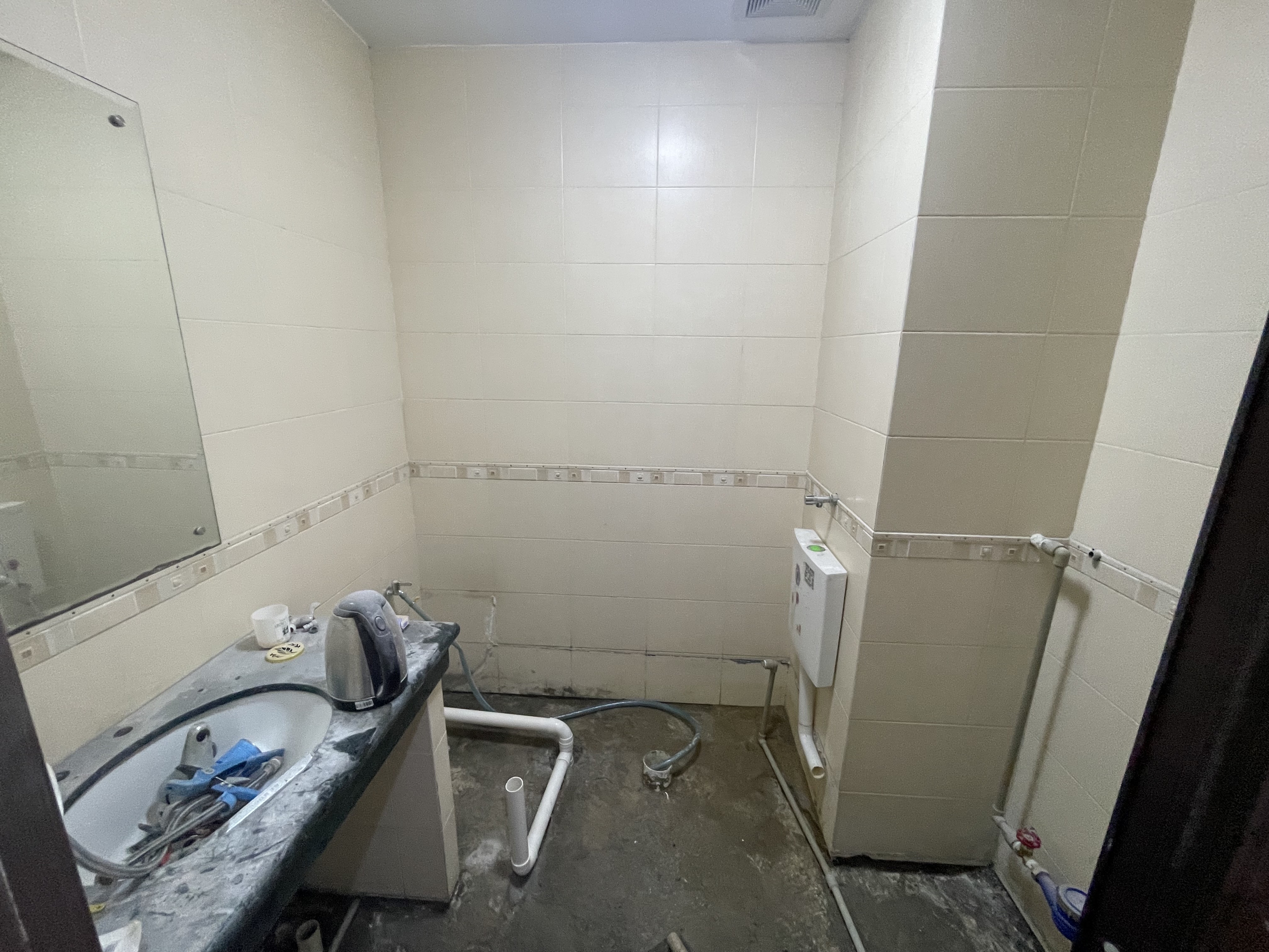 诚田国际商务大厦   123.0㎡      3800.0元/月室内图