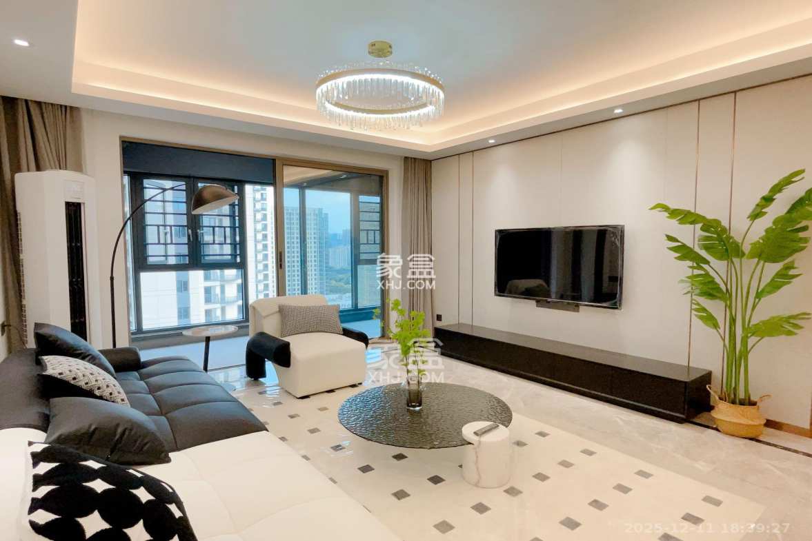 旭辉雨花郡 4室1厅2卫 5500.0元/月 旭辉雨花郡 4室1厅2卫 5500.0元/月室内图