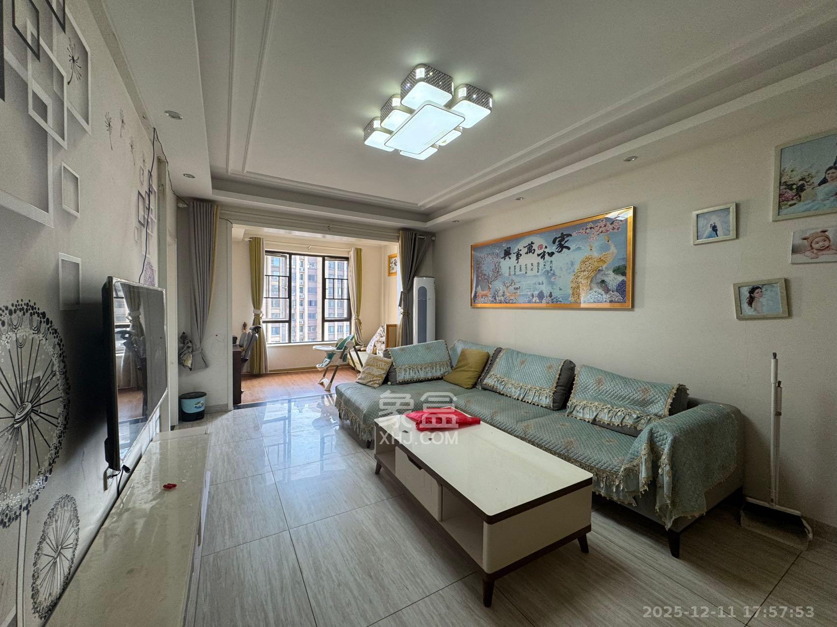 阳光城尚东湾青云苑 2室2厅1卫 2100.0元/月 阳光城尚东湾青云苑 2室2厅1卫 2100.0元/月室内图