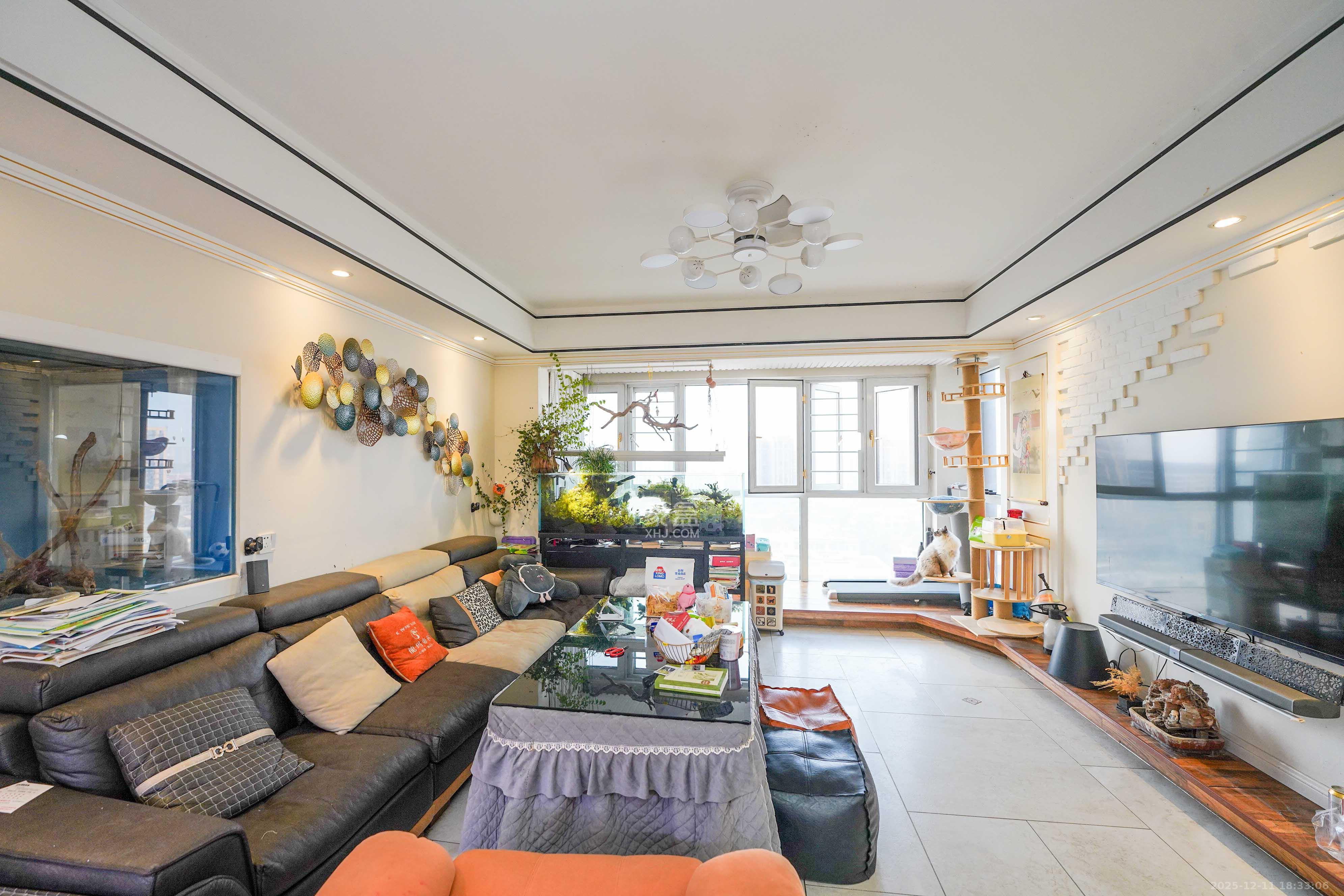 五矿格澜郡  4室2厅2卫    98.0万