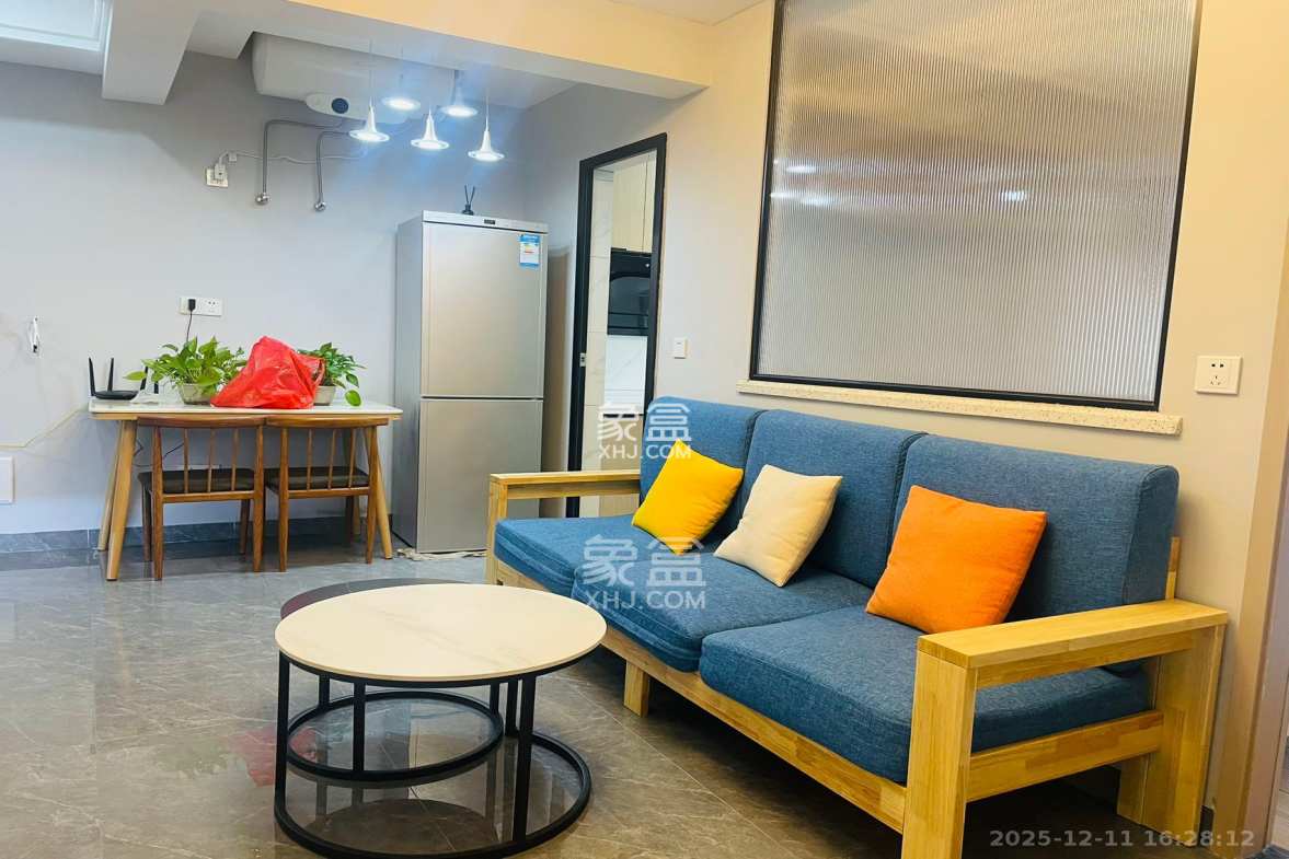 裕天国际商汇中心 2室1厅1卫 2300.0元/月 裕天国际商汇中心 2室1厅1卫 2300.0元/月室内图