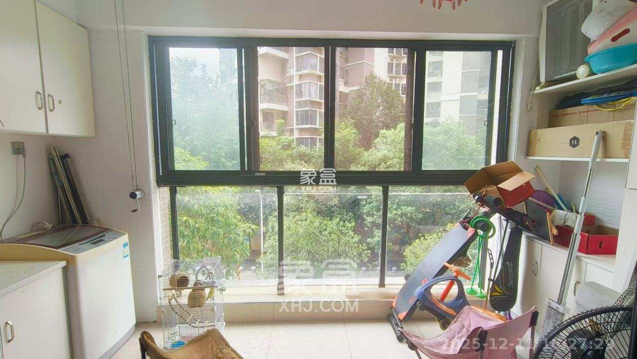 西山汇景一、二期 3室2厅1卫 3000.0元/月 西山汇景一、二期 3室2厅1卫 3000.0元/月室内图