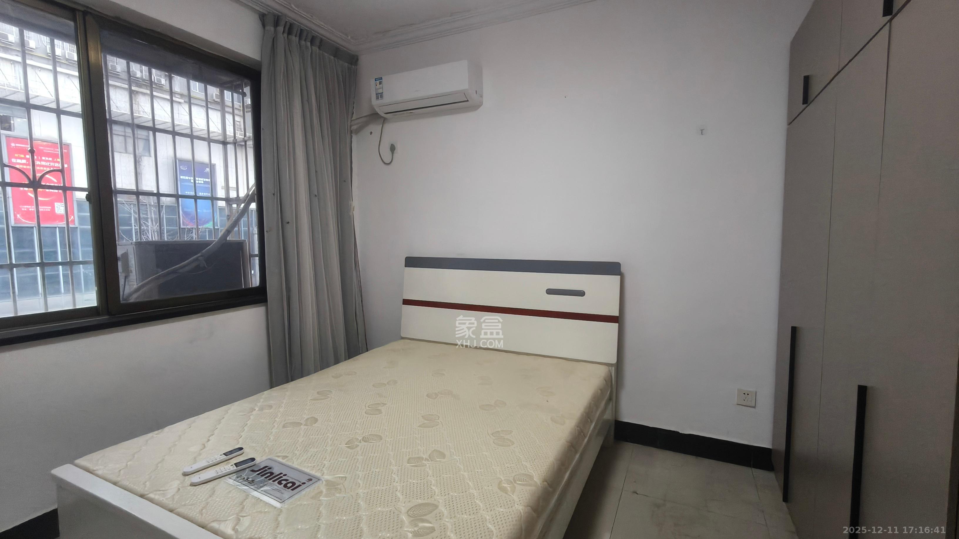 高桥火焰市场 1室0厅0卫 1800.0元/月 高桥火焰市场 1室0厅0卫 1800.0元/月室内图