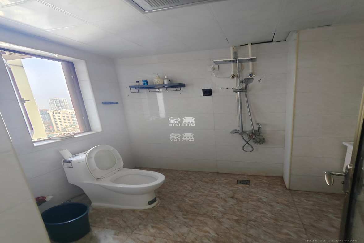 长房天翼未来城 1室1厅1卫 1500.0元/月 长房天翼未来城 1室1厅1卫 1500.0元/月室内图