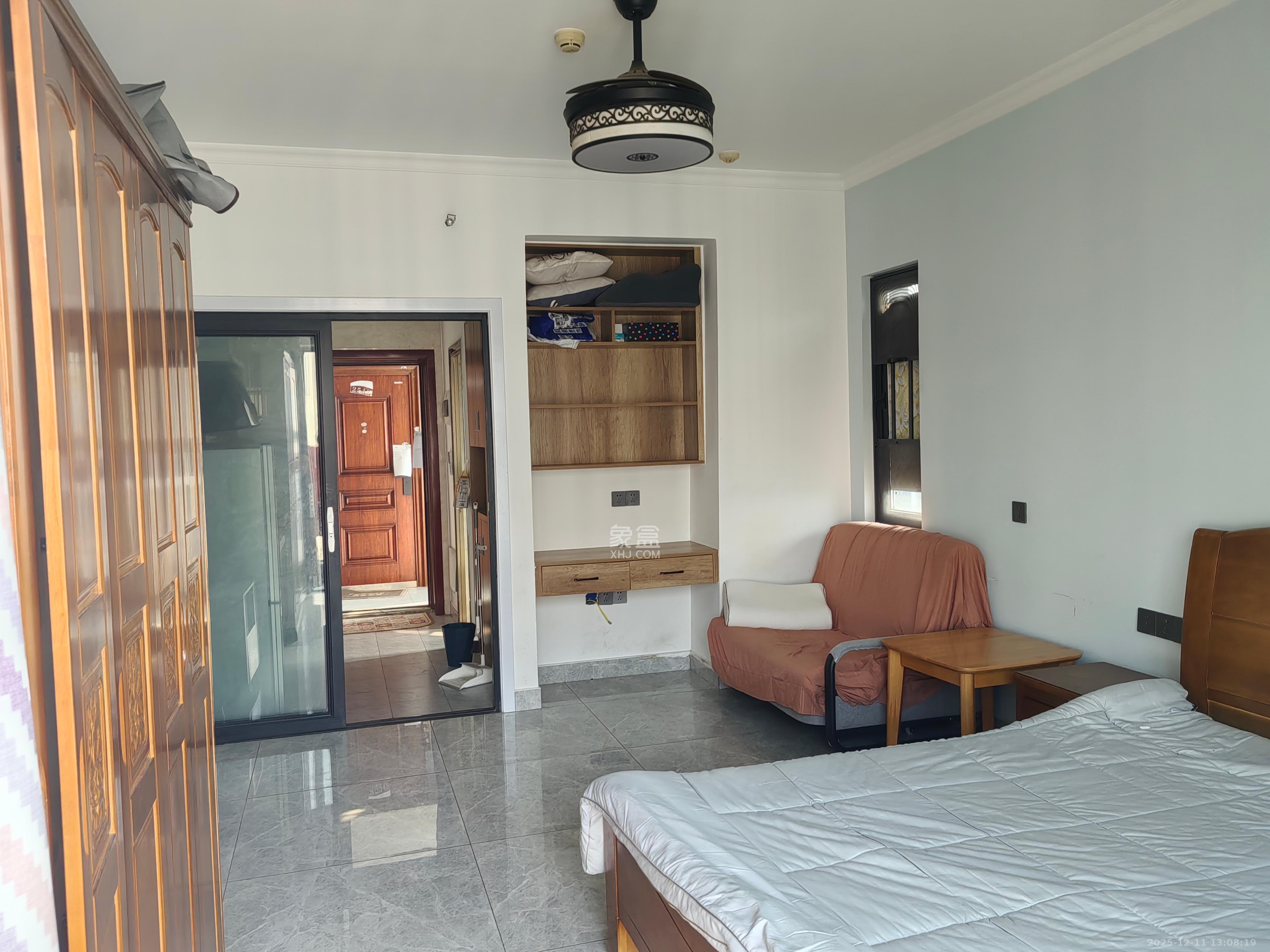 钱隆世家 1室1厅1卫 1400.0元/月 钱隆世家 1室1厅1卫 1400.0元/月室内图