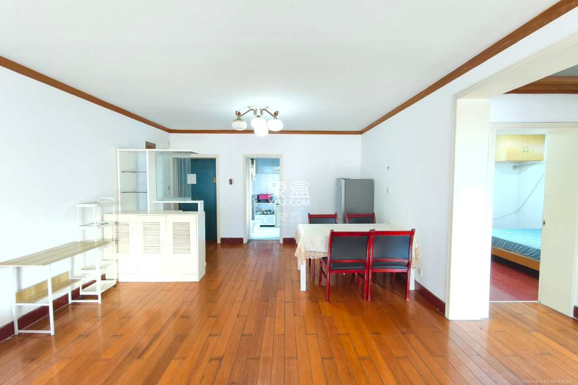 科教新村 2室1厅1卫 2300.0元/月 科教新村 2室1厅1卫 2300.0元/月室内图