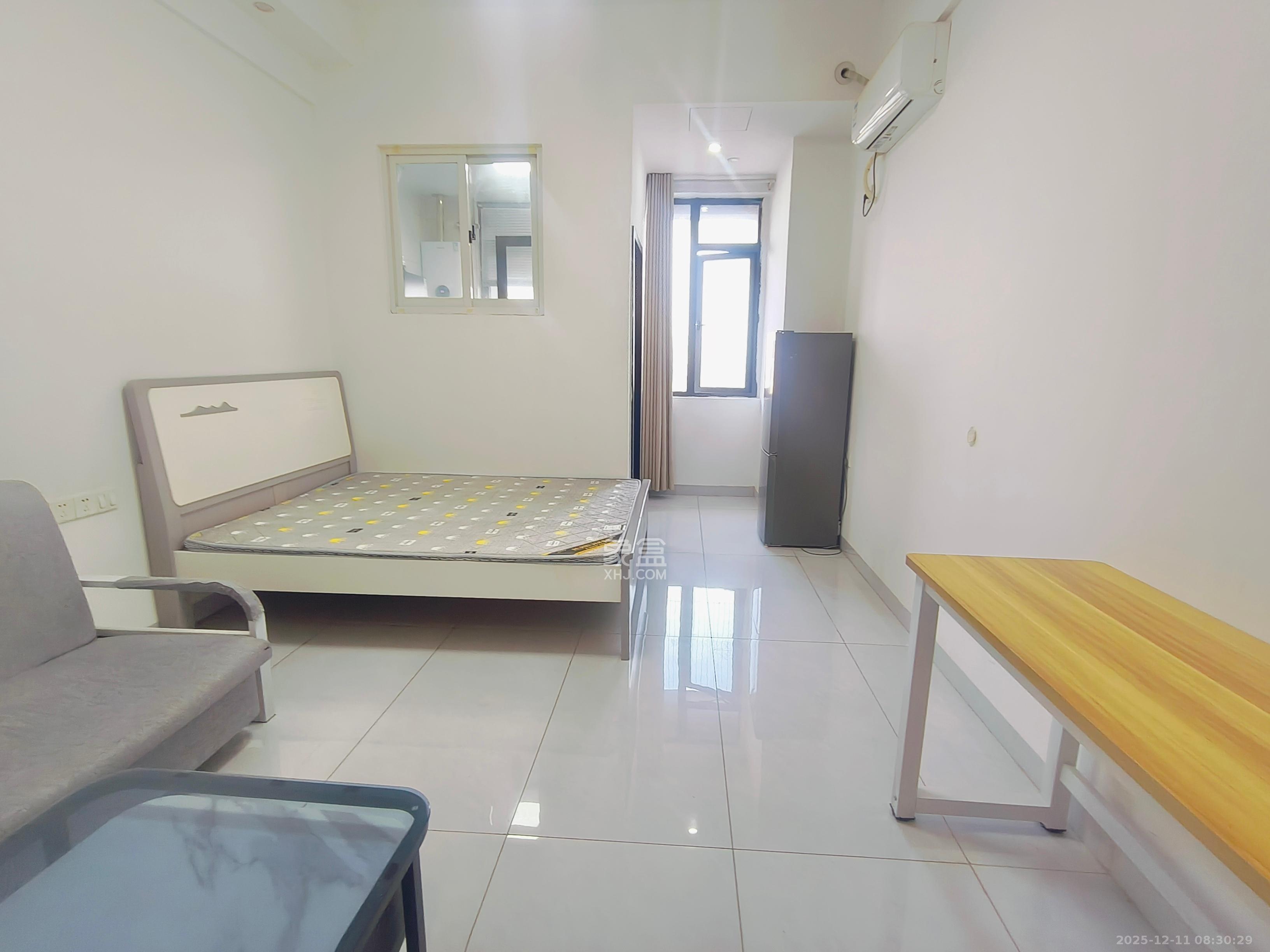 日盛湖湘花苑 1室1厅1卫 1300.0元/月 日盛湖湘花苑 1室1厅1卫 1300.0元/月室内图