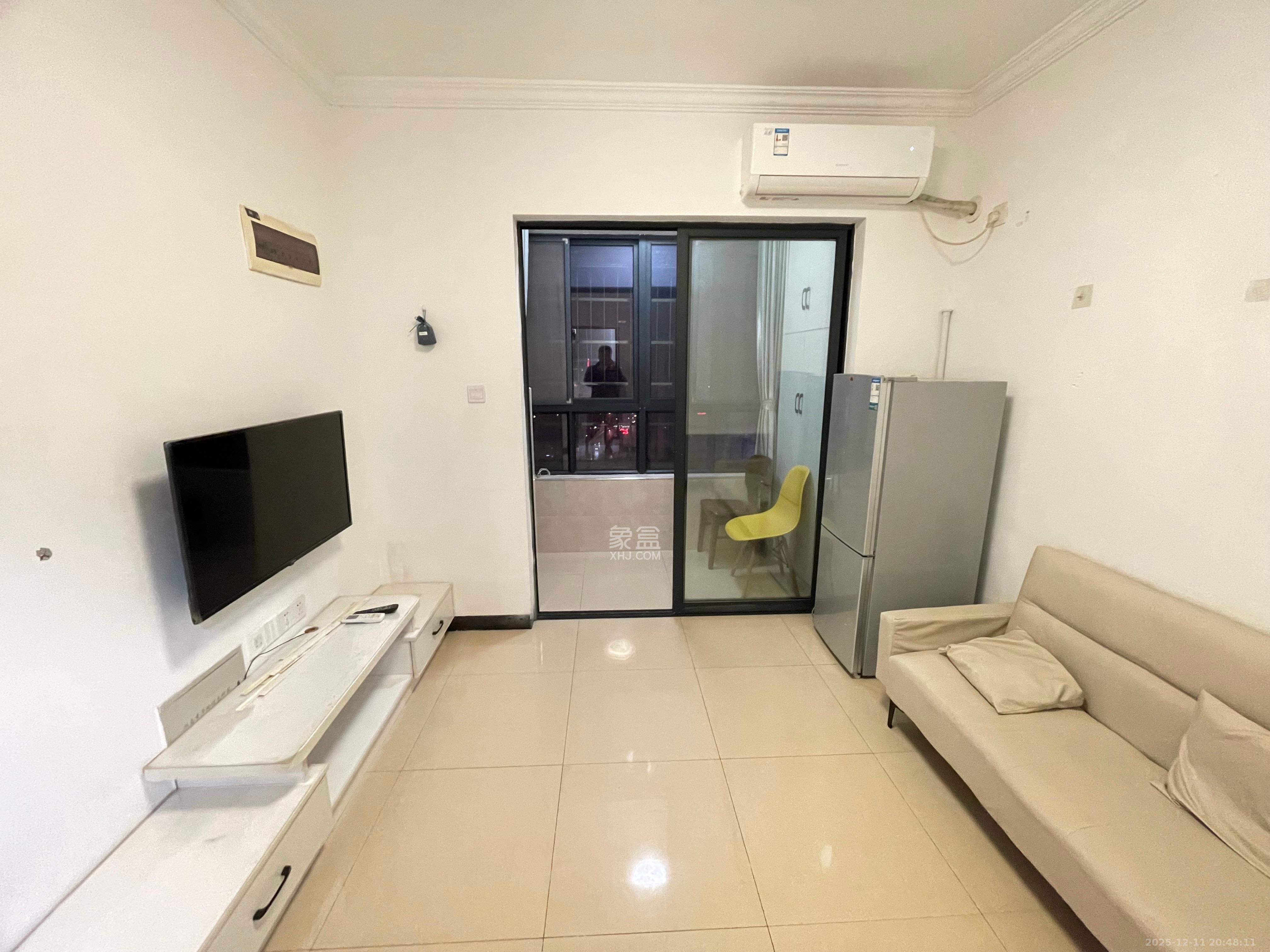 圭塘三小区  1室1厅1卫    1700.0元/月