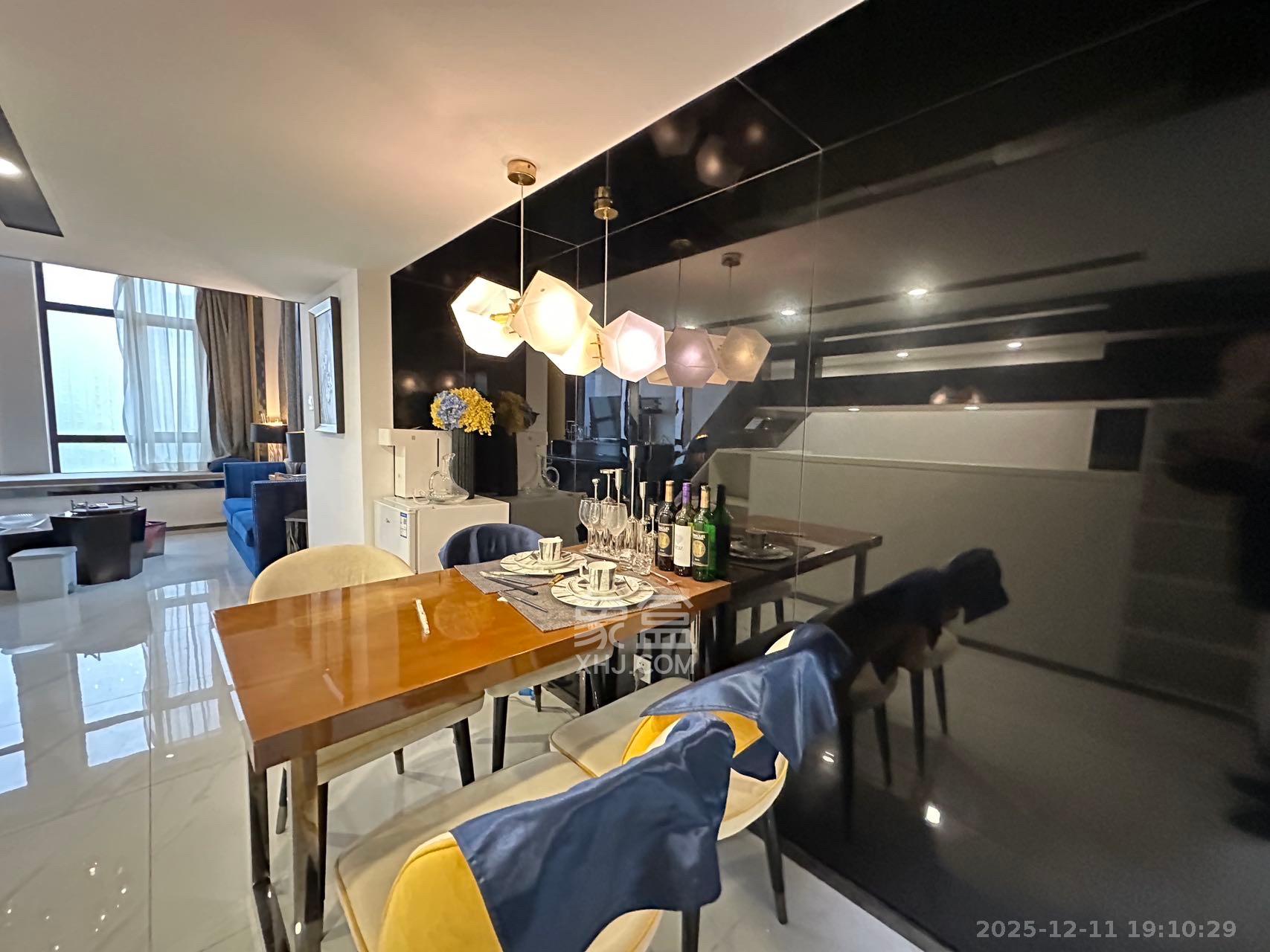 荣悦台  1室1厅1卫    2800.0元/月室内图