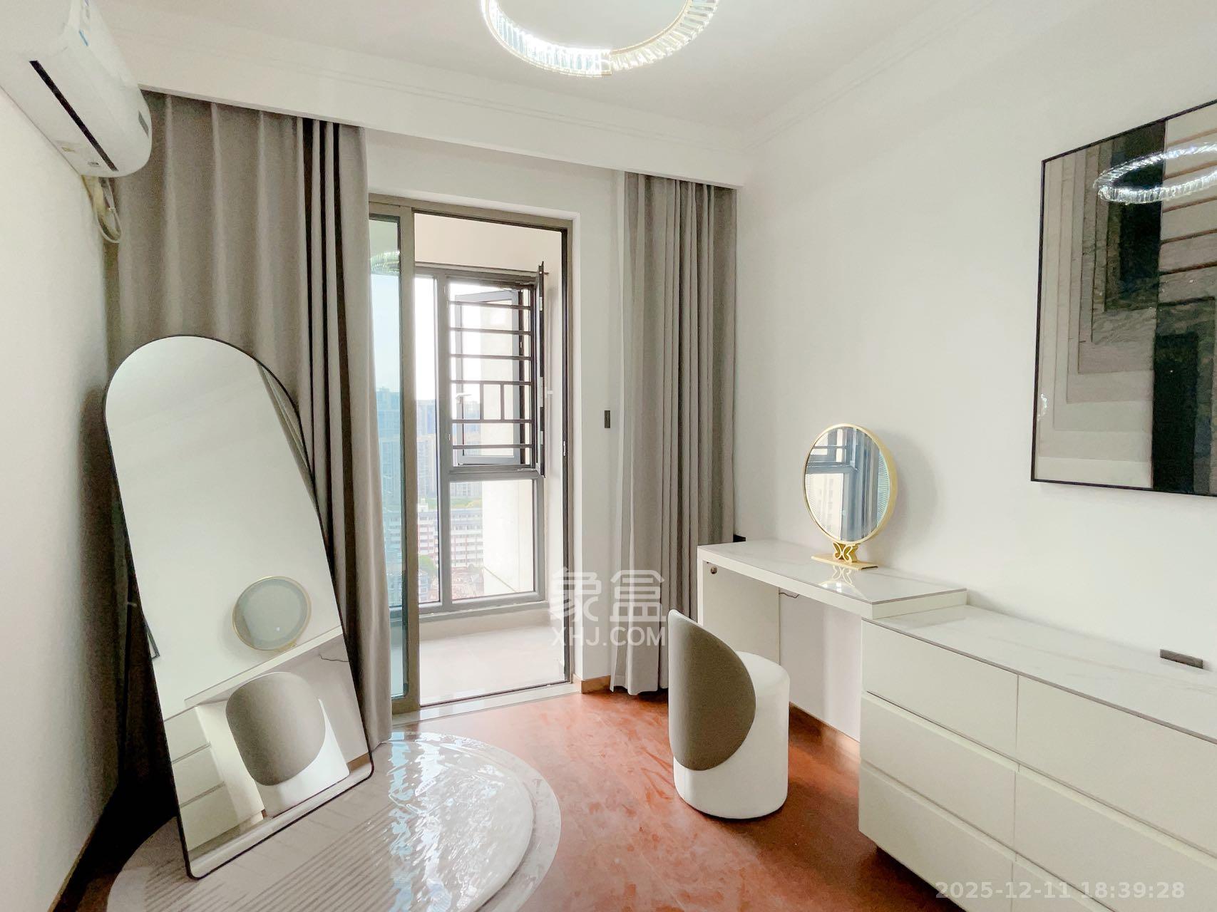 旭辉雨花郡 4室1厅2卫 5500.0元/月 旭辉雨花郡 4室1厅2卫 5500.0元/月室内图