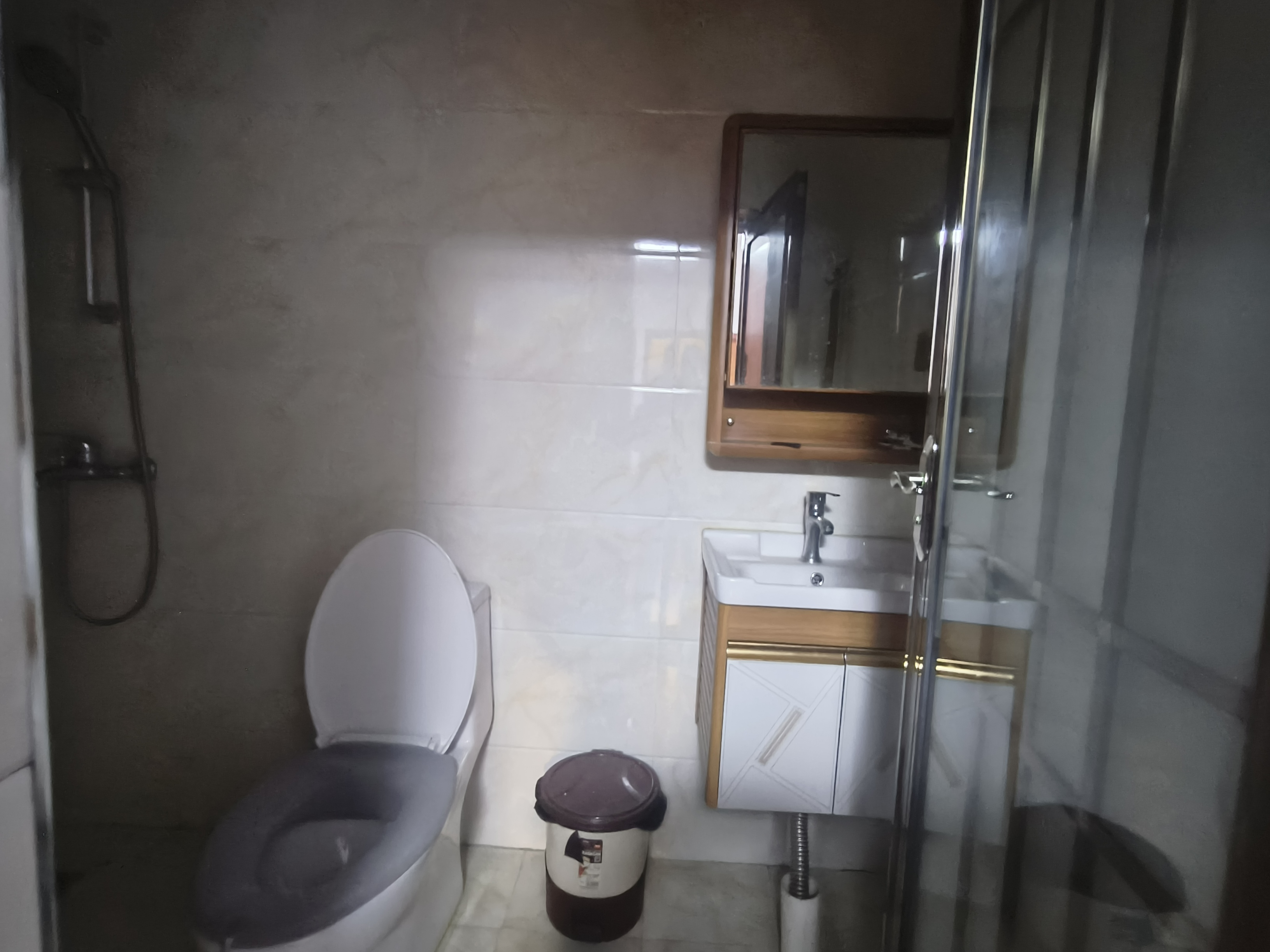 天门壹号  4室2厅3卫    2200.0元/月室内图