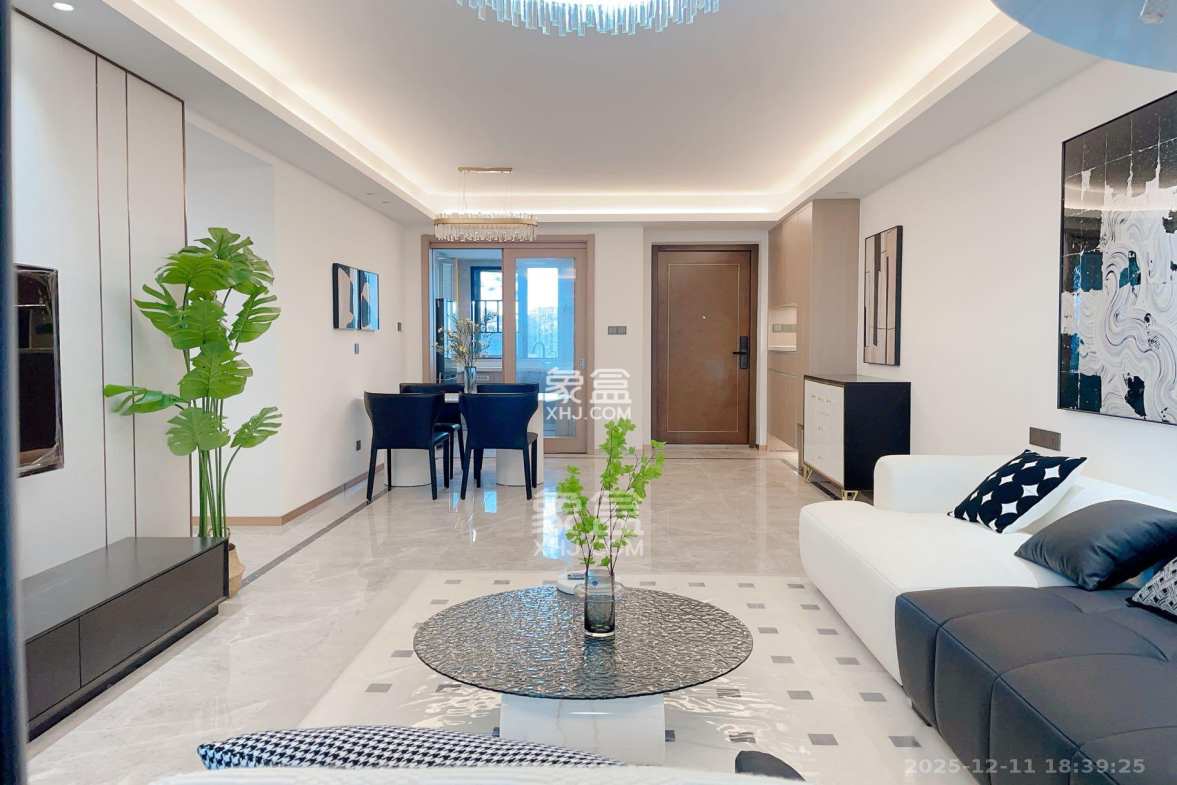 旭辉雨花郡 4室1厅2卫 5500.0元/月 旭辉雨花郡 4室1厅2卫 5500.0元/月室内图