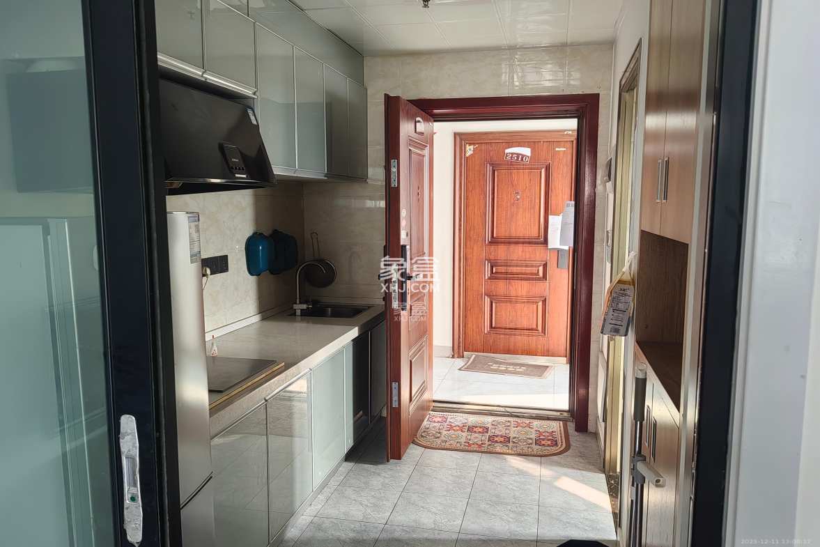 钱隆世家 1室1厅1卫 1400.0元/月 钱隆世家 1室1厅1卫 1400.0元/月室内图