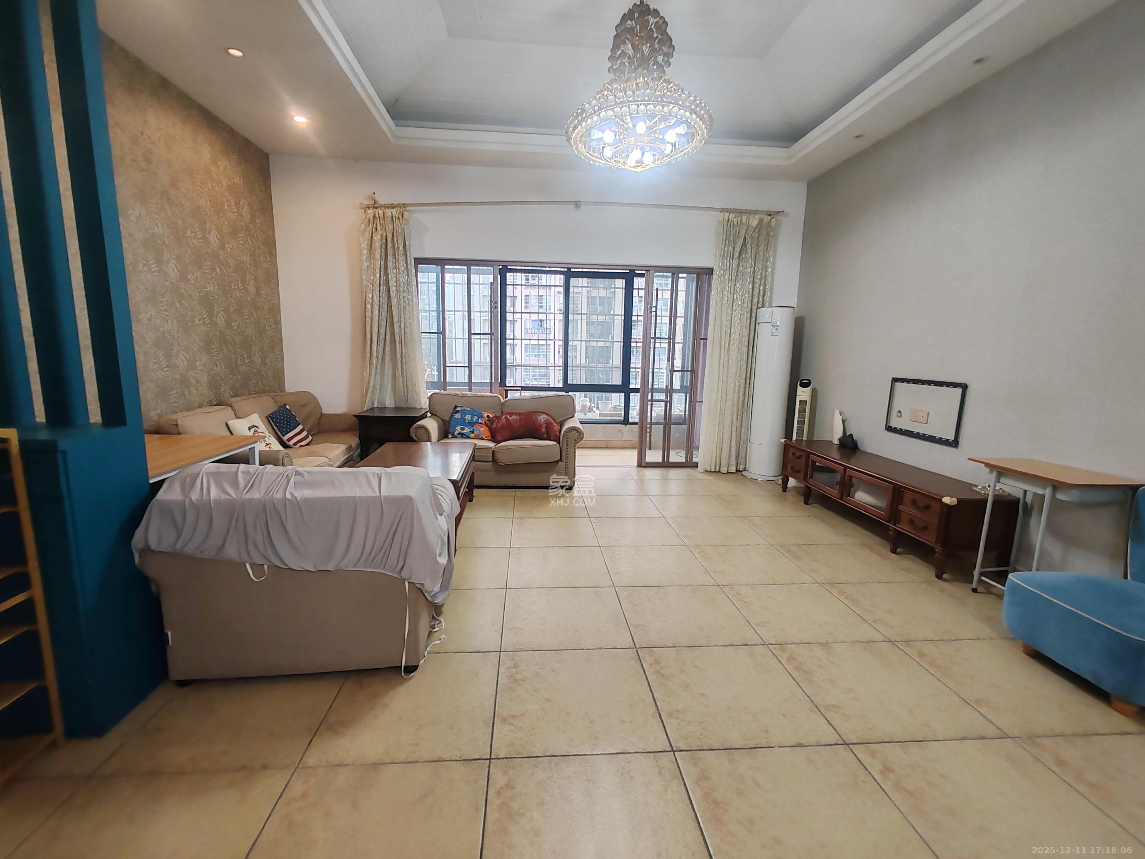 申奥美域  3室2厅2卫    2000.0元/月