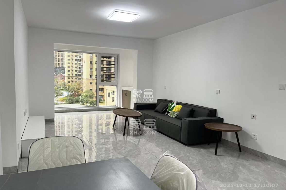 世茂璀璨天城 3室1厅1卫 3000.0元/月 世茂璀璨天城 3室1厅1卫 3000.0元/月室内图