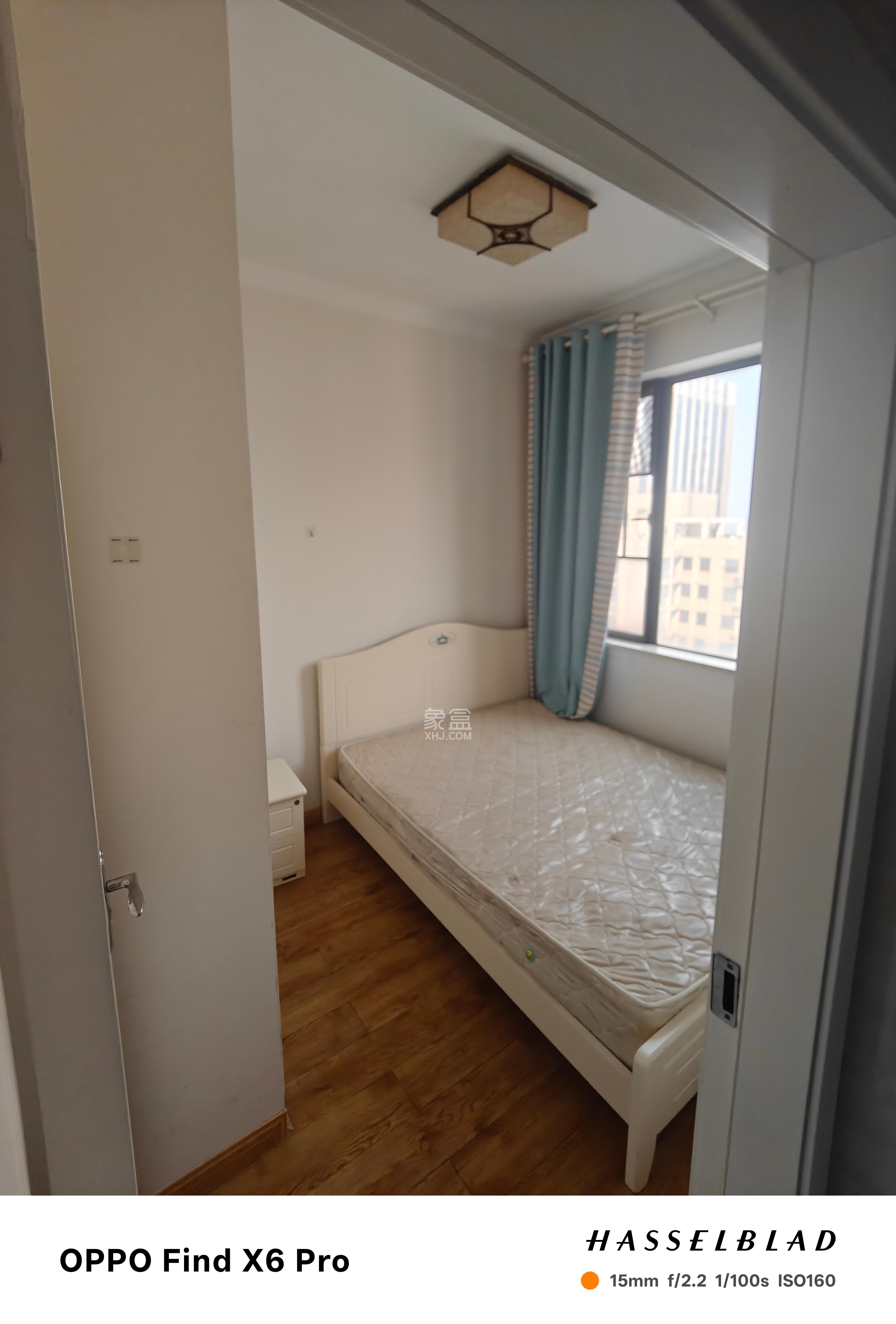 麓谷星辰  2室1厅1卫    2200.0元/月室内图