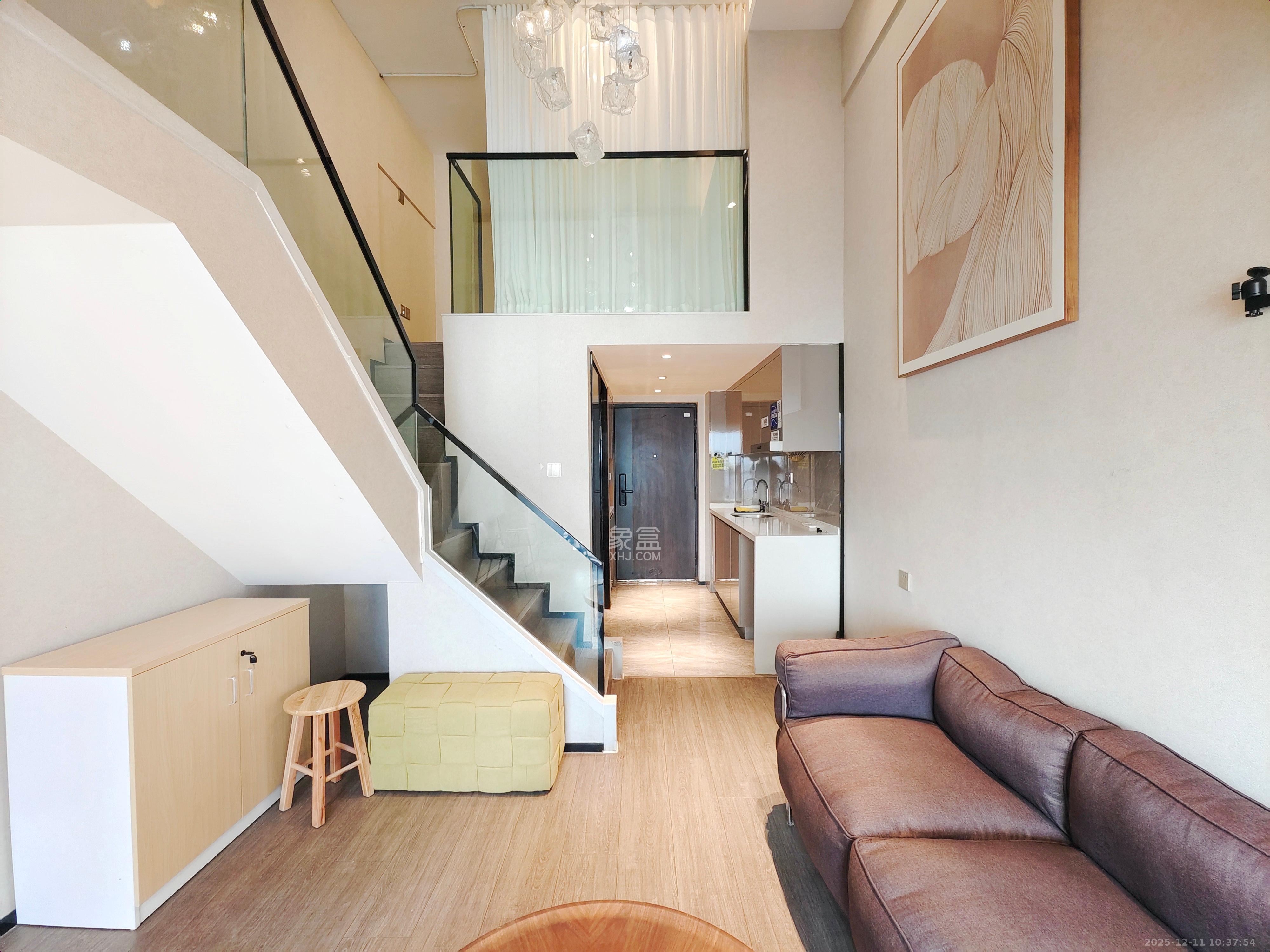 中一鲲出（鲲鹏府）  2室1厅1卫    2600.0元/月