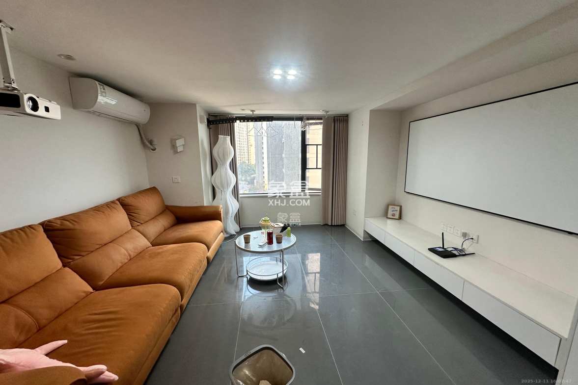 梅溪悦章 2室1厅1卫 2600.0元/月 梅溪悦章 2室1厅1卫 2600.0元/月室内图