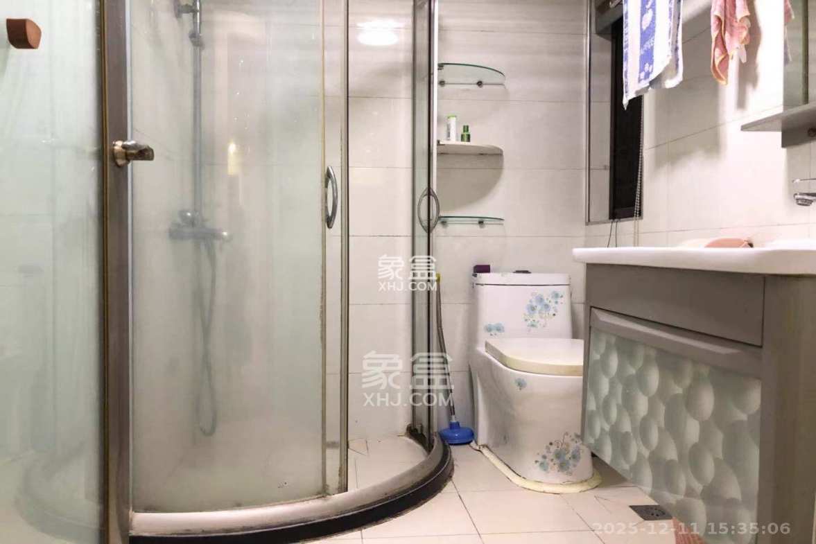 保利麓谷林语D区 3室2厅1卫 2100.0元/月 保利麓谷林语D区 3室2厅1卫 2100.0元/月室内图