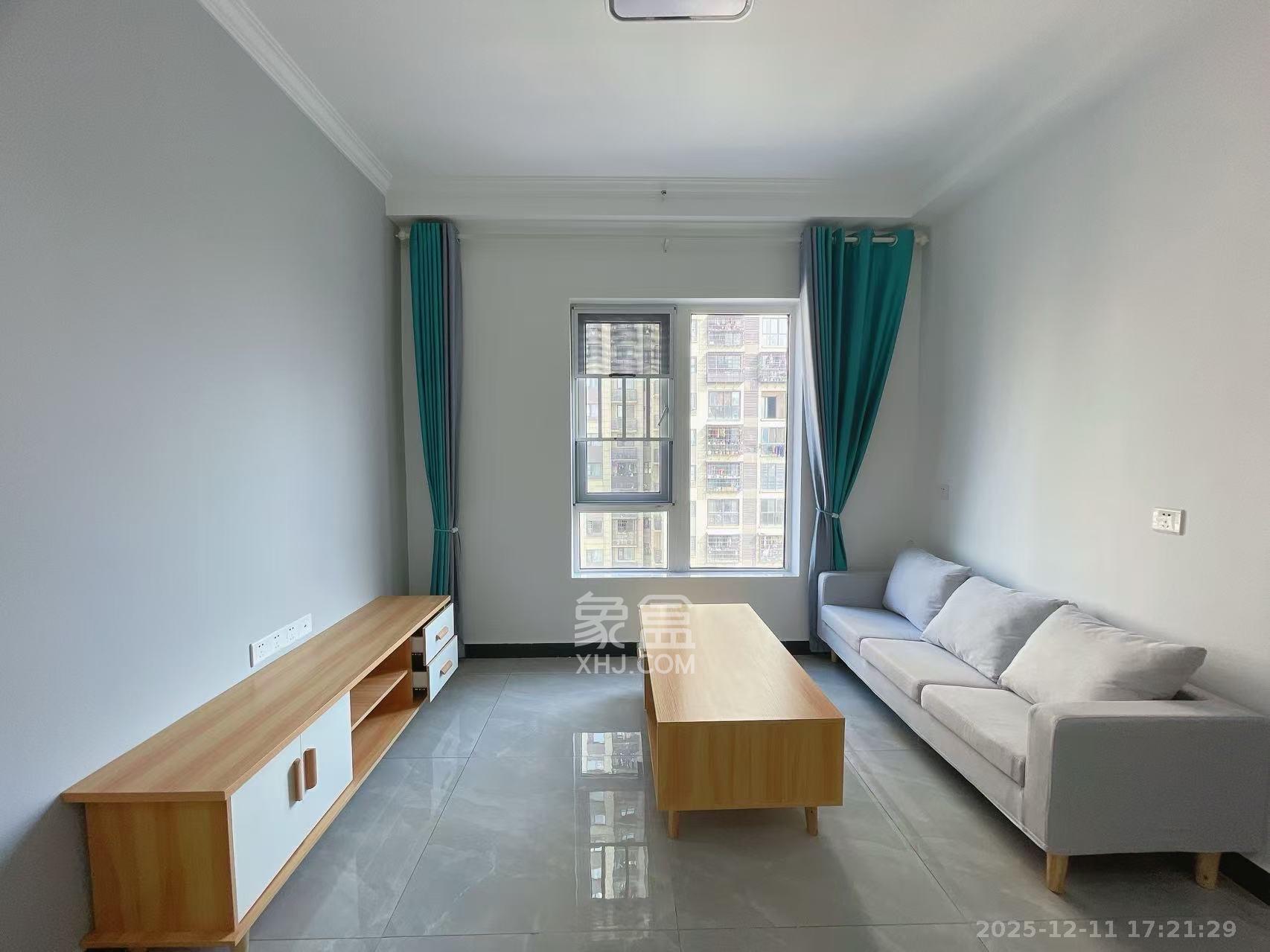 保利香槟国际  2室1厅1卫    1700.0元/月室内图