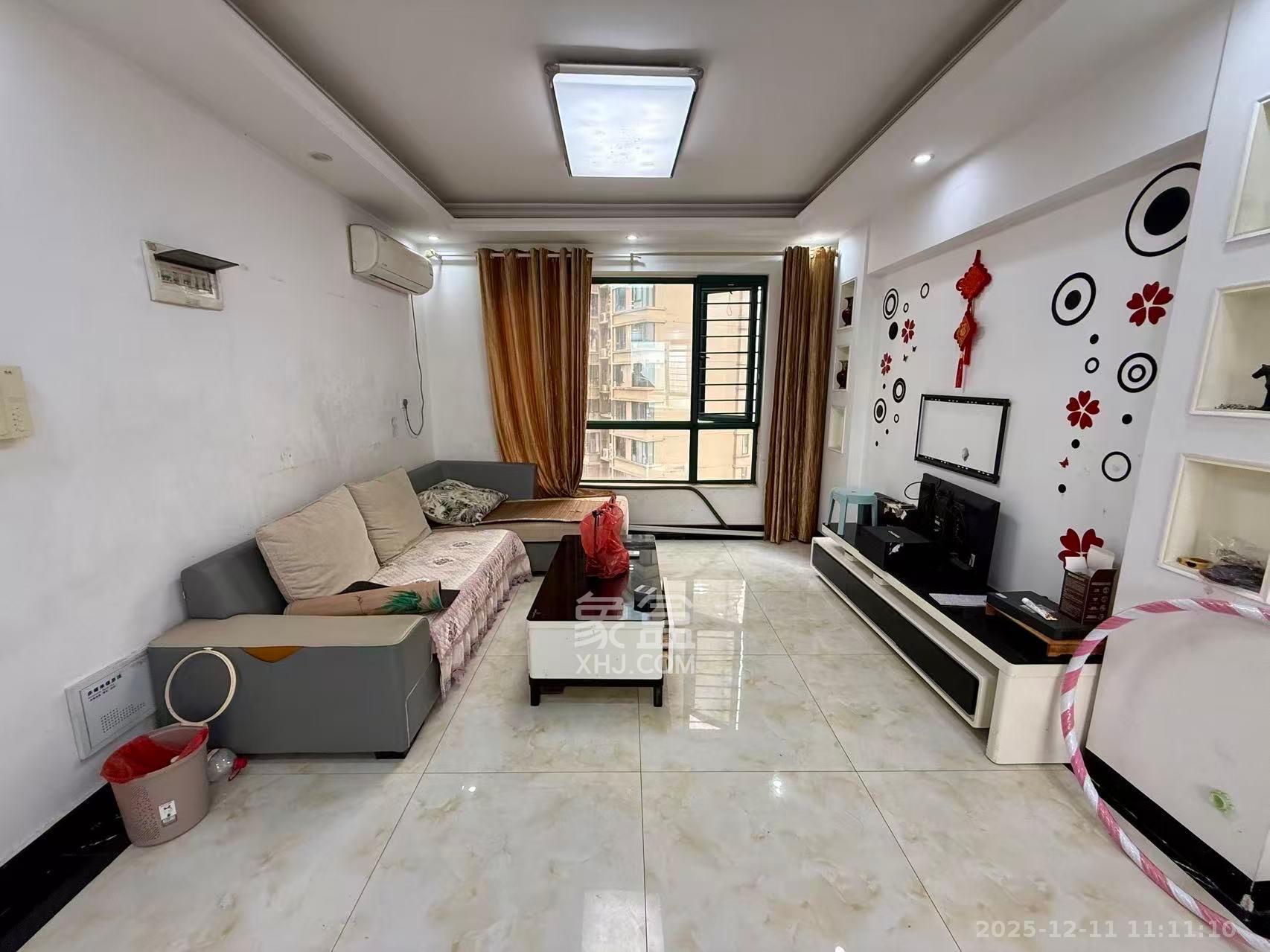 维一星城原山苑 3室2厅1卫 2500.0元/月 维一星城原山苑 3室2厅1卫 2500.0元/月室内图