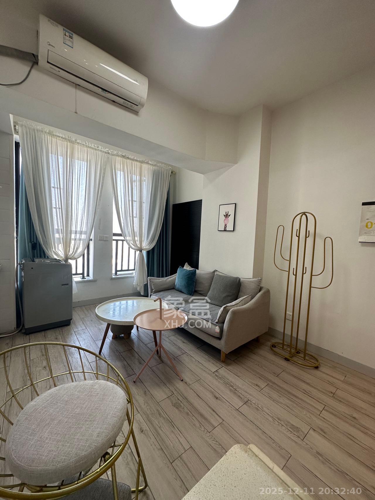 梅溪国际公寓(步步高新天地) 1室1厅1卫 1500.0元/月 梅溪国际公寓(步步高新天地) 1室1厅1卫 1500.0元/月室内图