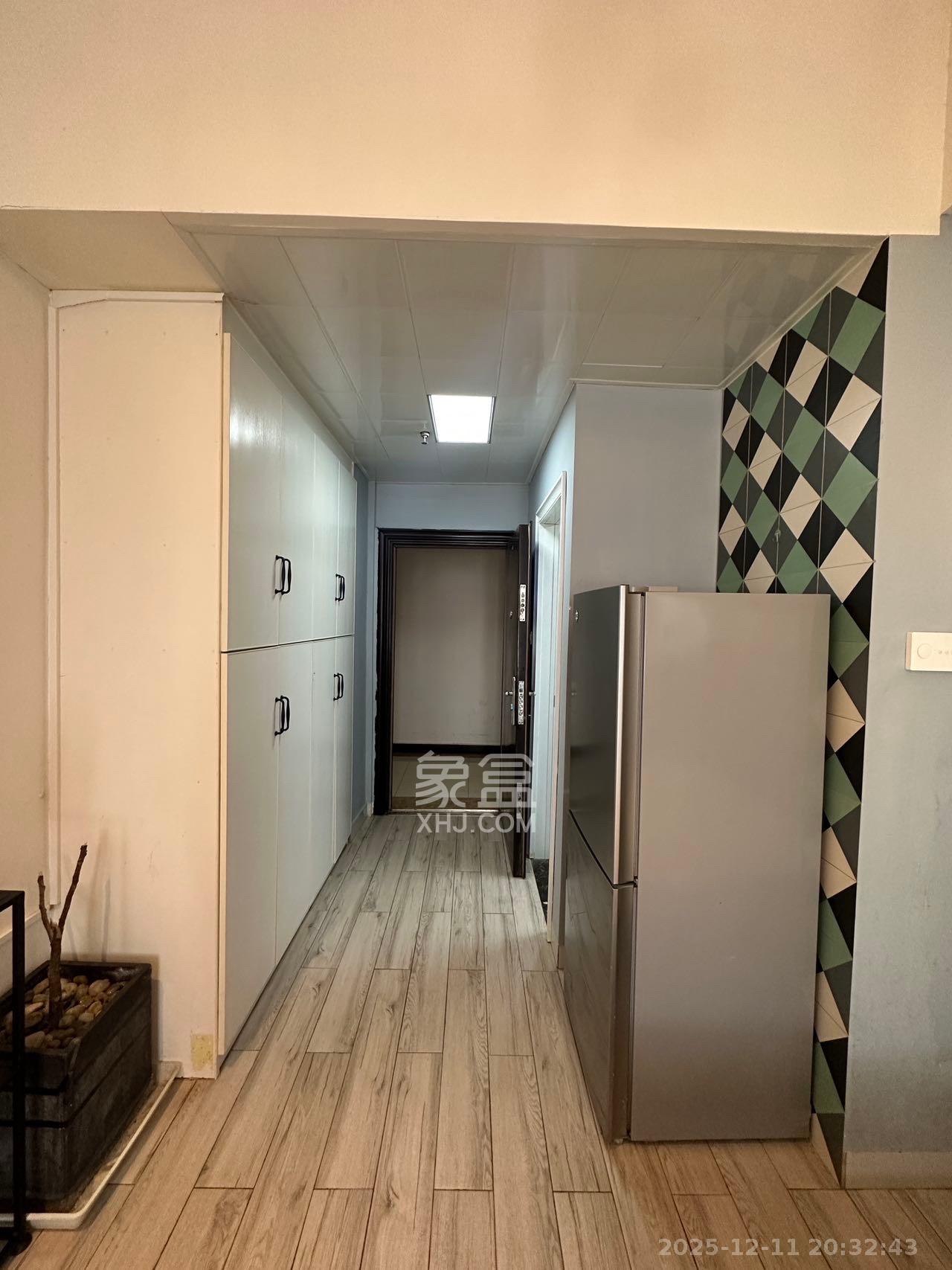 梅溪国际公寓(步步高新天地) 1室1厅1卫 1500.0元/月 梅溪国际公寓(步步高新天地) 1室1厅1卫 1500.0元/月室内图