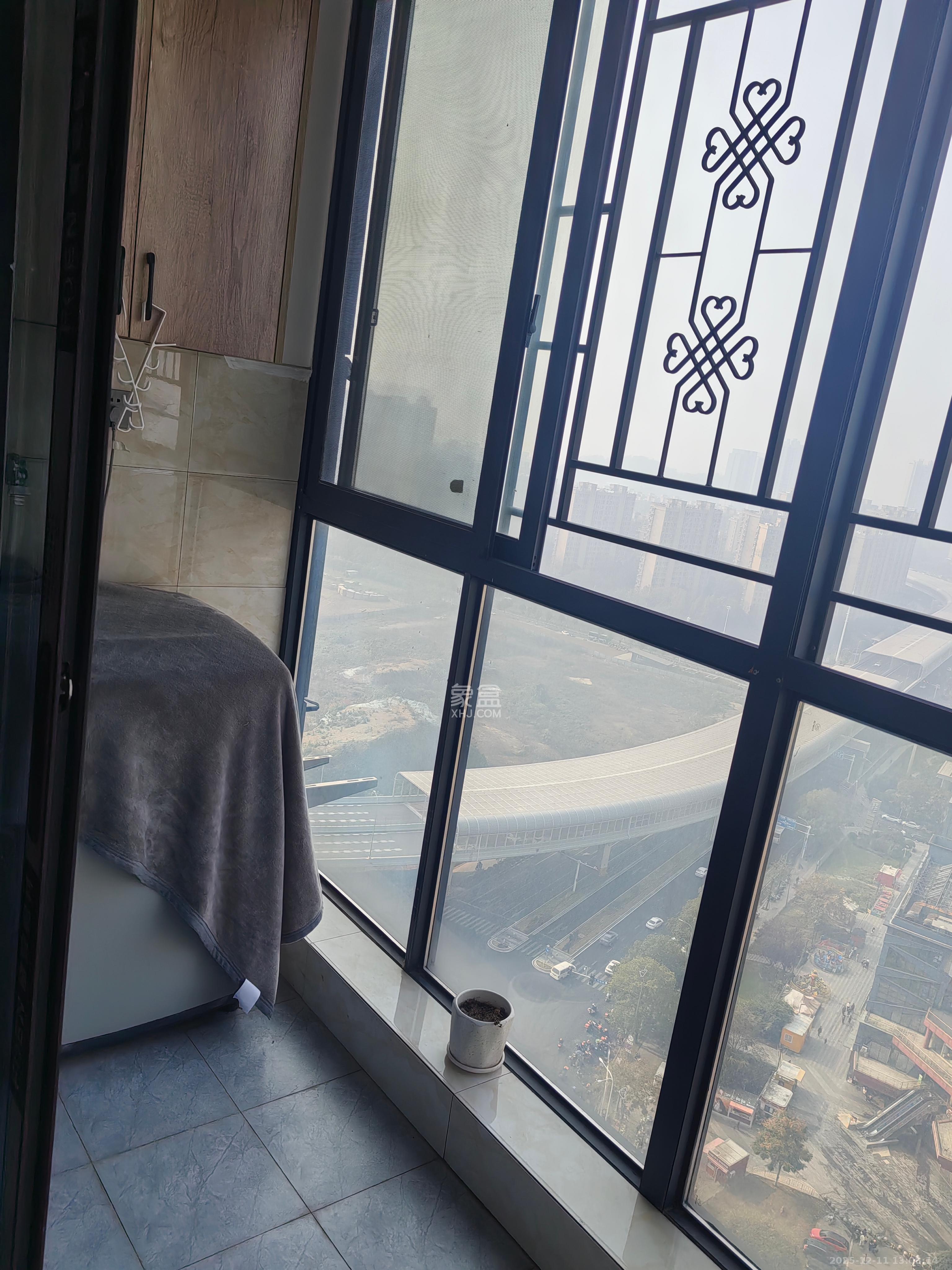 钱隆世家 1室1厅1卫 1400.0元/月 钱隆世家 1室1厅1卫 1400.0元/月室内图