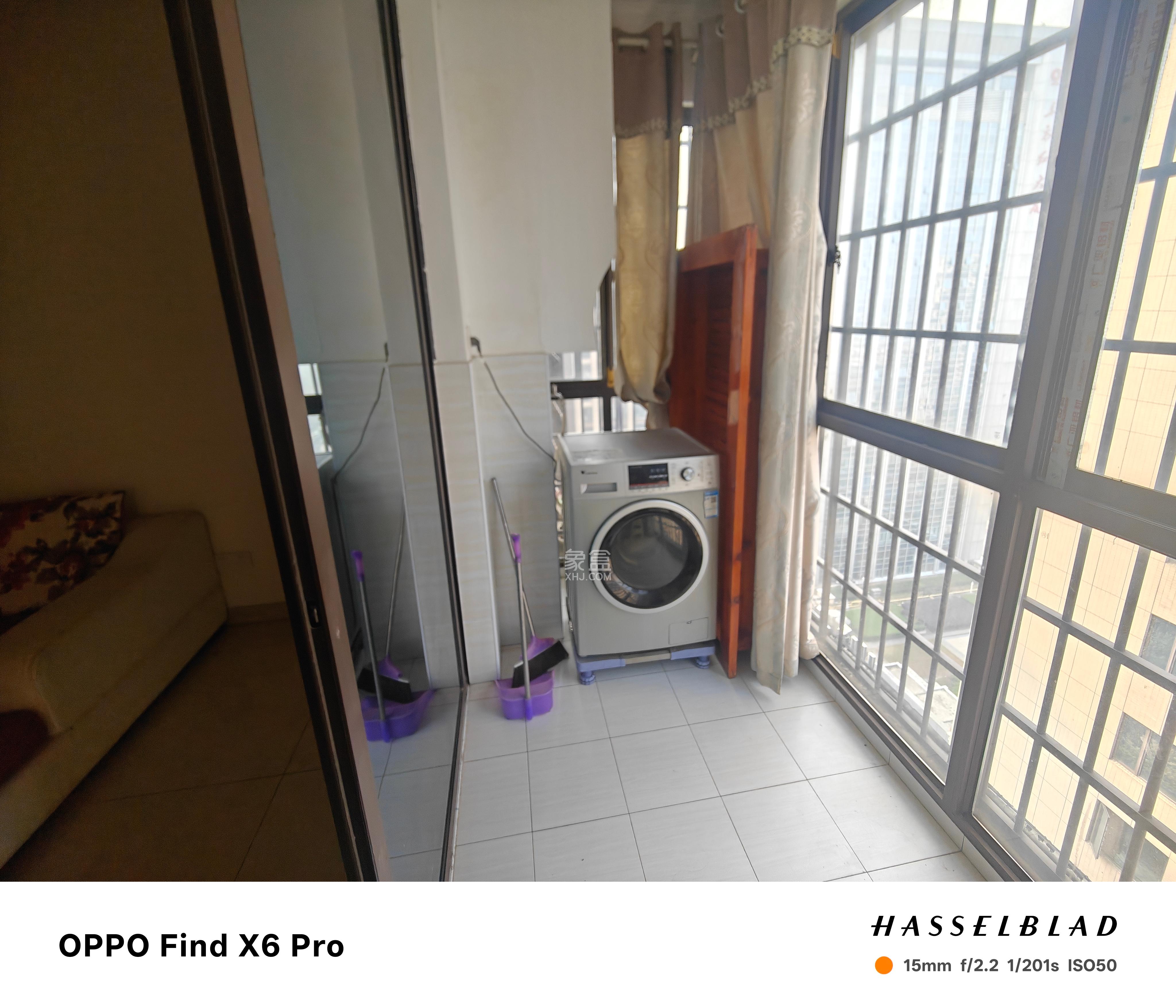 麓谷星辰  2室1厅1卫    2200.0元/月室内图