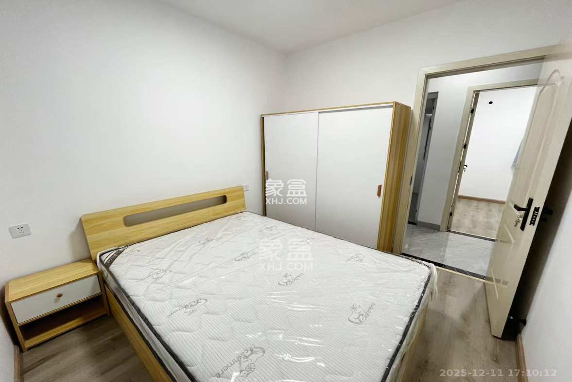 世茂璀璨天城 3室1厅1卫 3000.0元/月 世茂璀璨天城 3室1厅1卫 3000.0元/月室内图