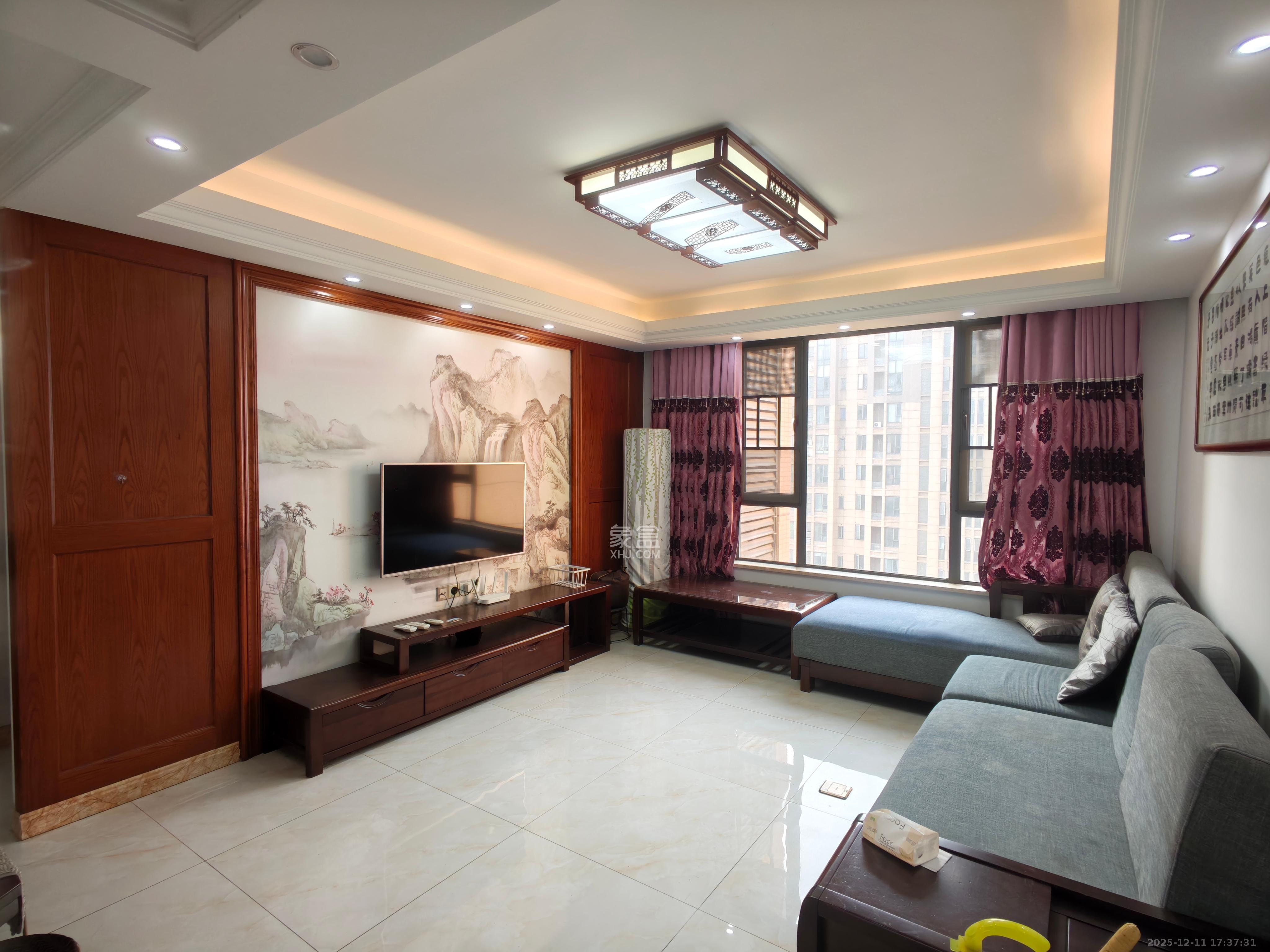 荣盛花语馨苑 3室2厅2卫 2600.0元/月 荣盛花语馨苑 3室2厅2卫 2600.0元/月室内图