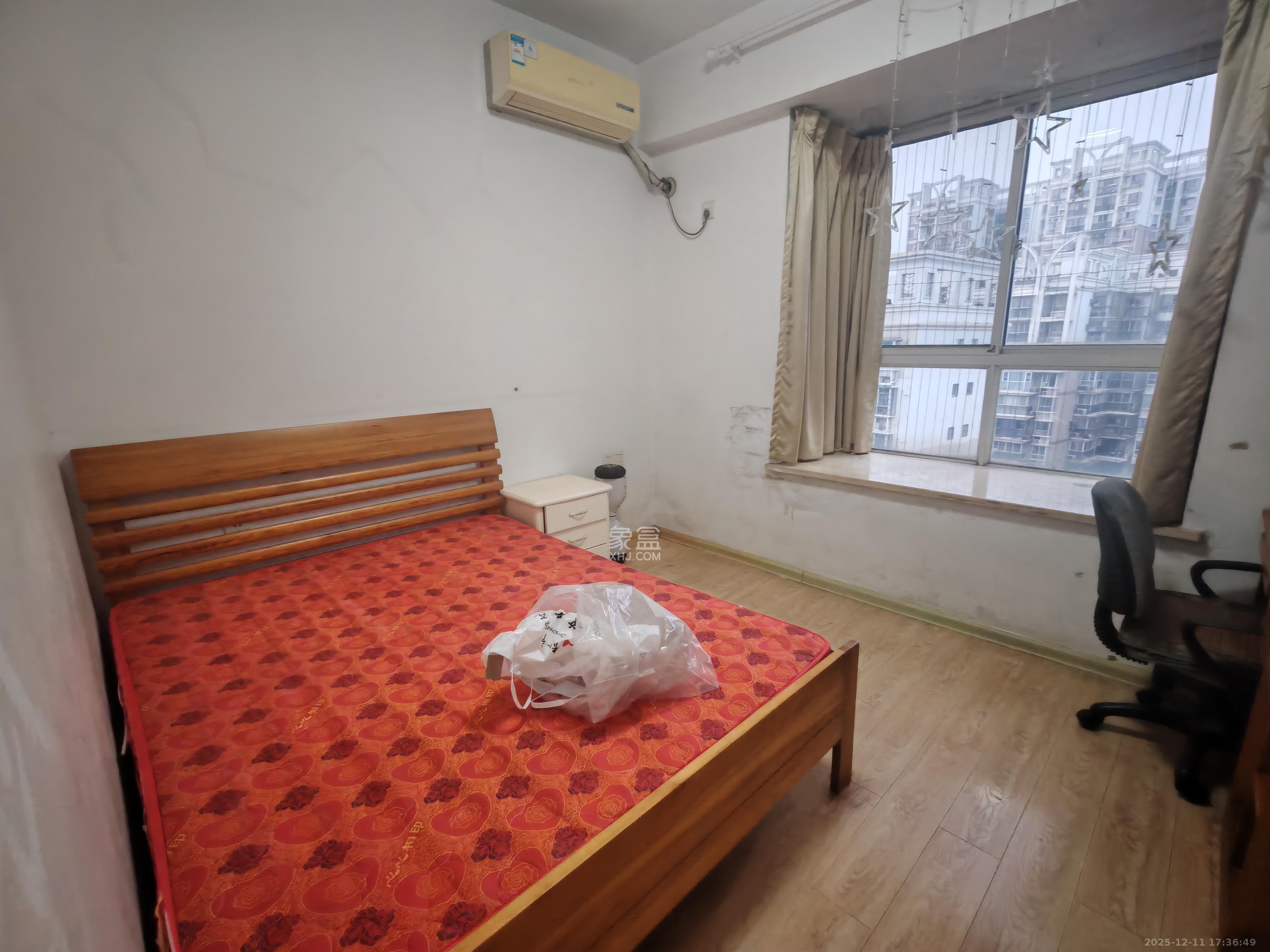 城市山水豪园（山水城市风景）  3室2厅2卫    2400.0元/月室内图