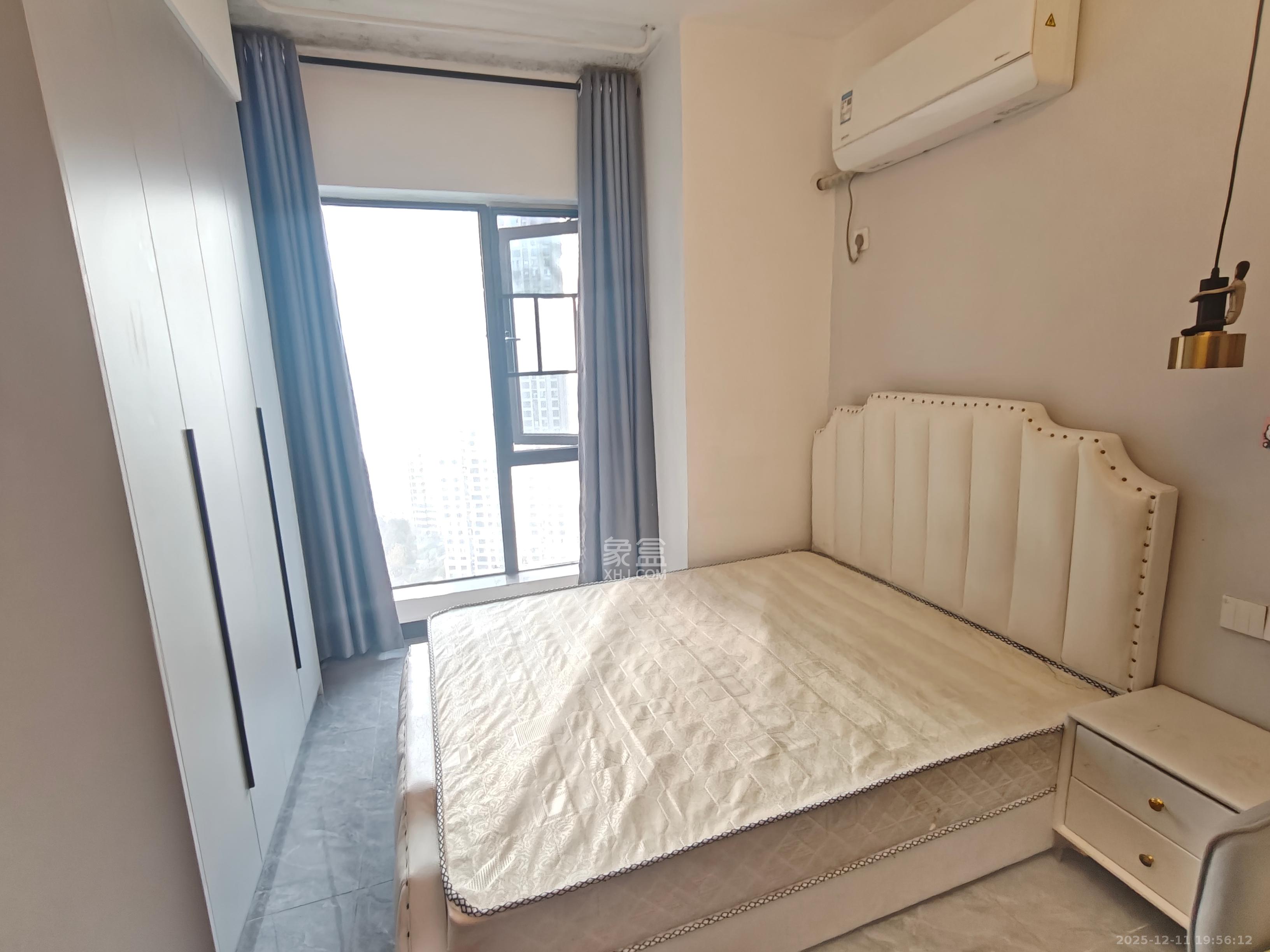 卓越江岸  1室0厅1卫    1500.0元/月室内图