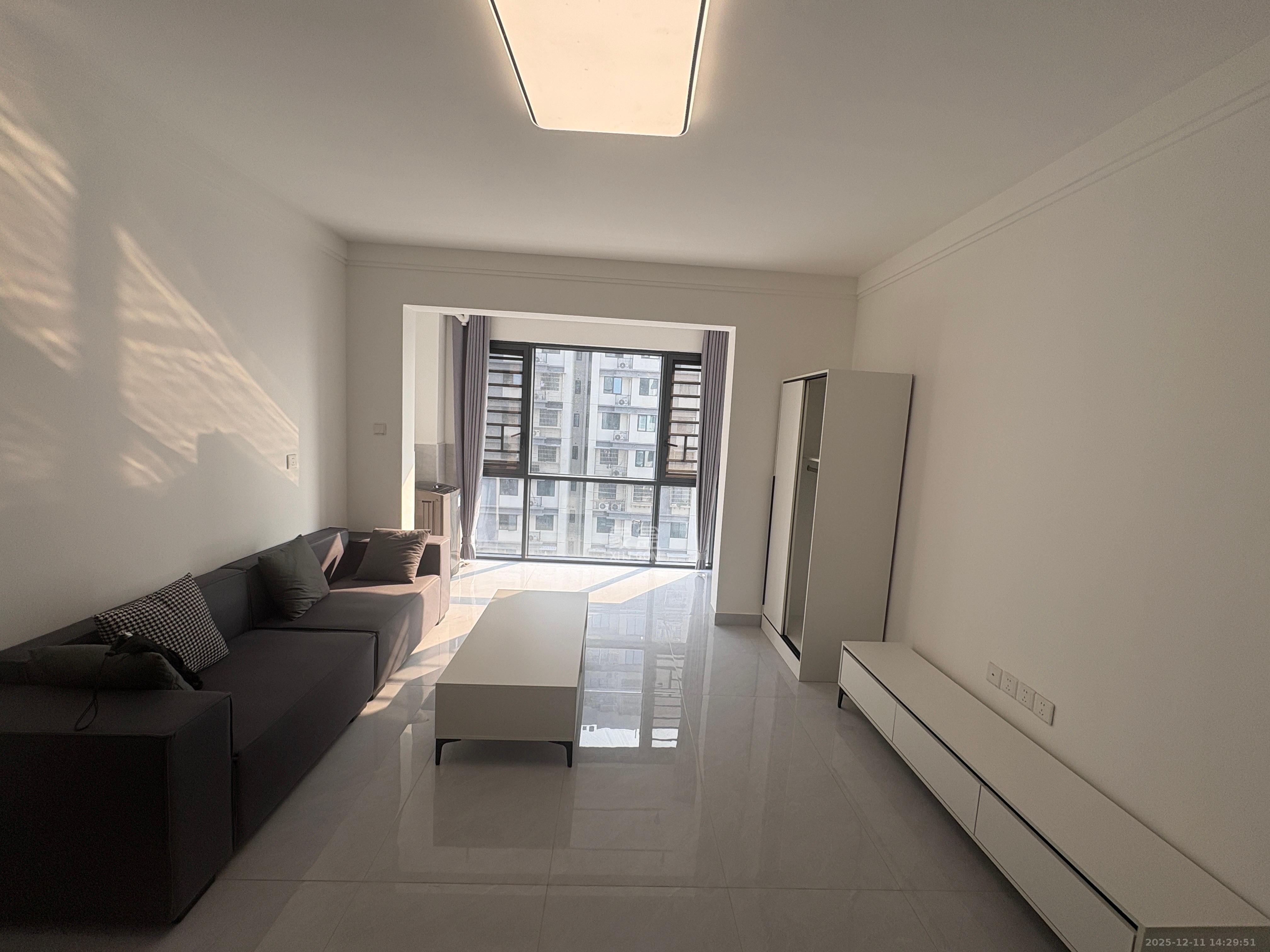 旭日嘉苑  2室1厅1卫    2500.0元/月