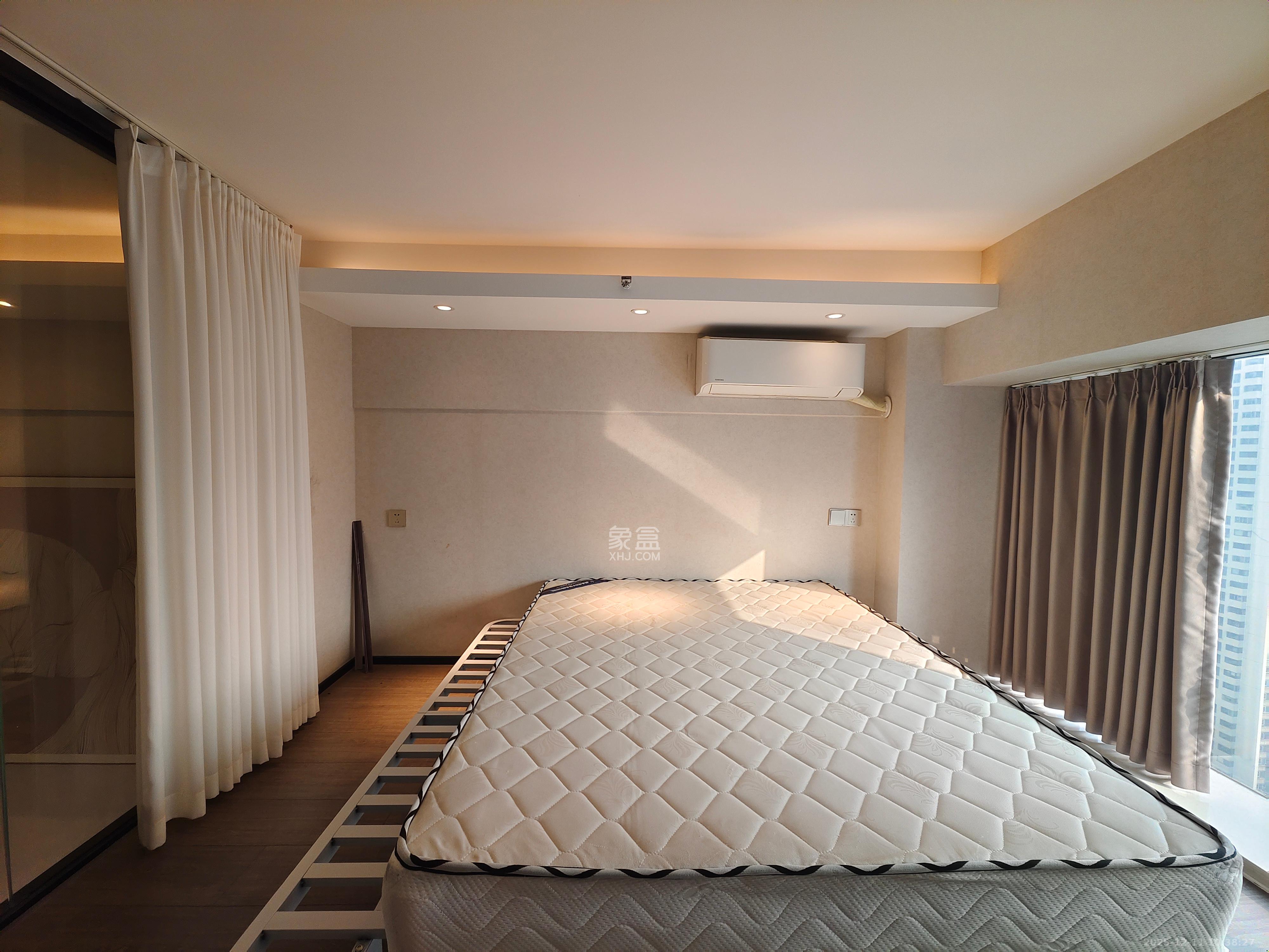 中一鲲出(鲲鹏府) 2室1厅1卫 2600.0元/月 中一鲲出(鲲鹏府) 2室1厅1卫 2600.0元/月室内图