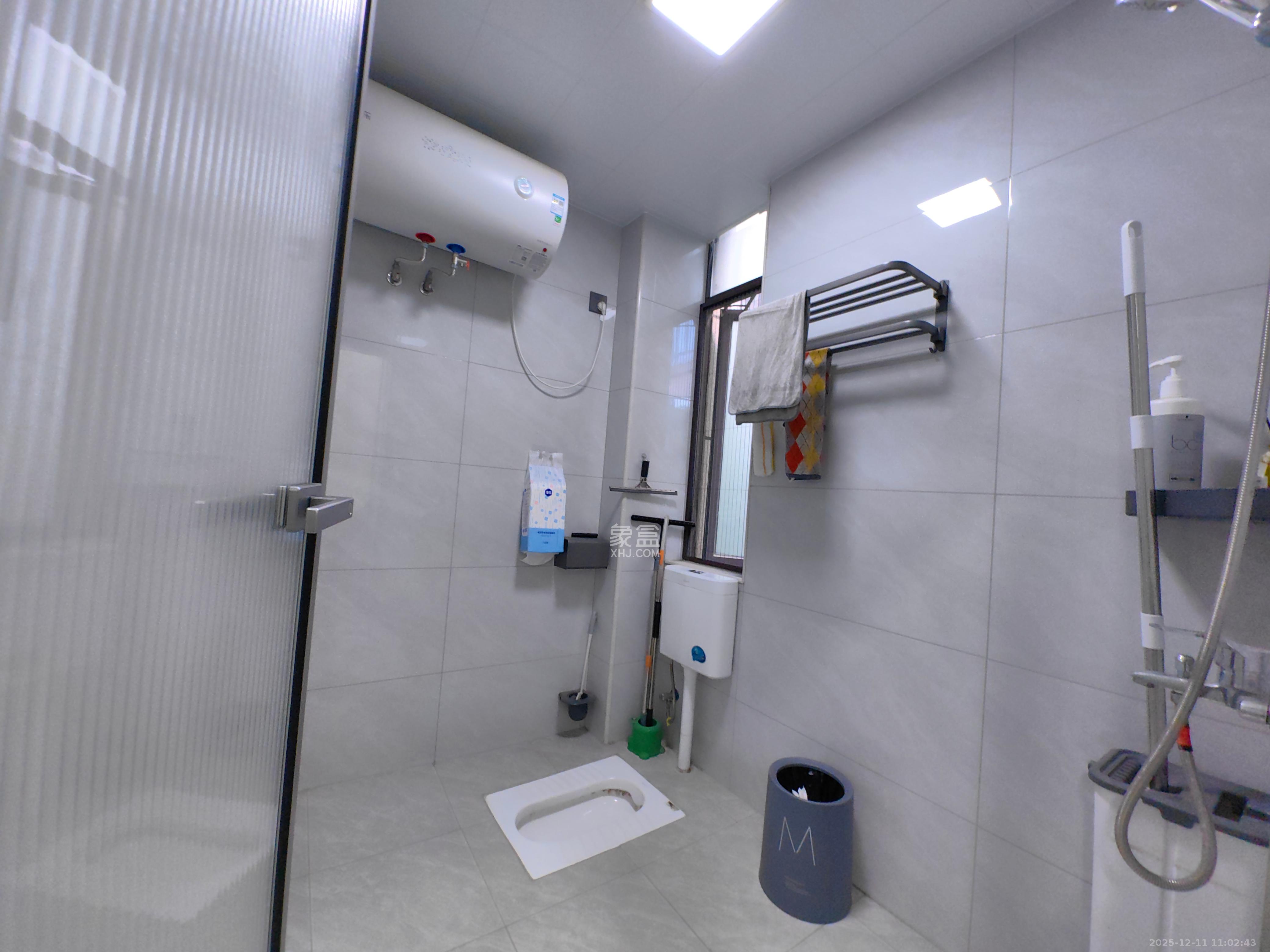 中交中央公园D3区   70.75㎡      9500.0元/月室内图