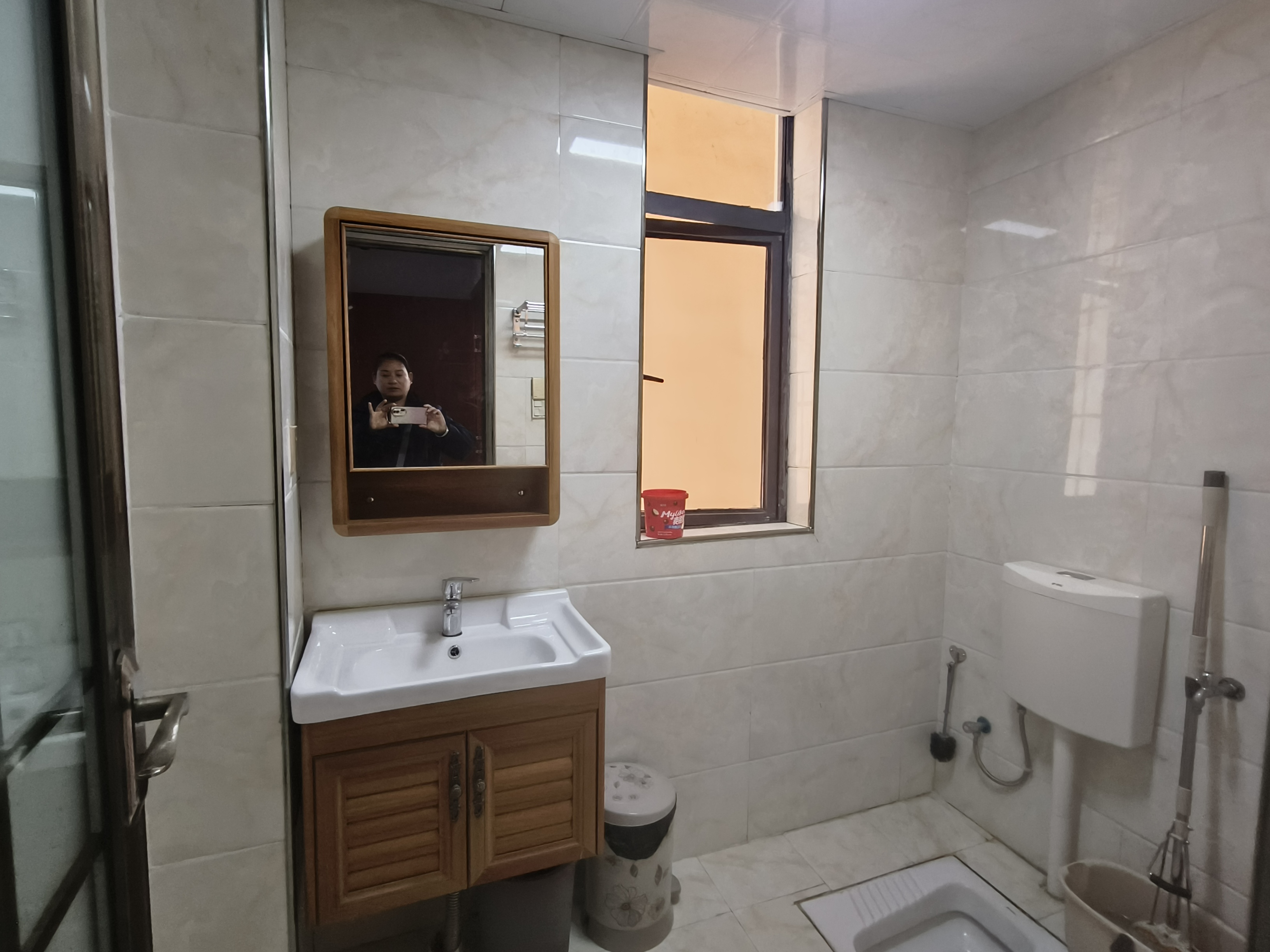 天门壹号  4室2厅3卫    2200.0元/月室内图