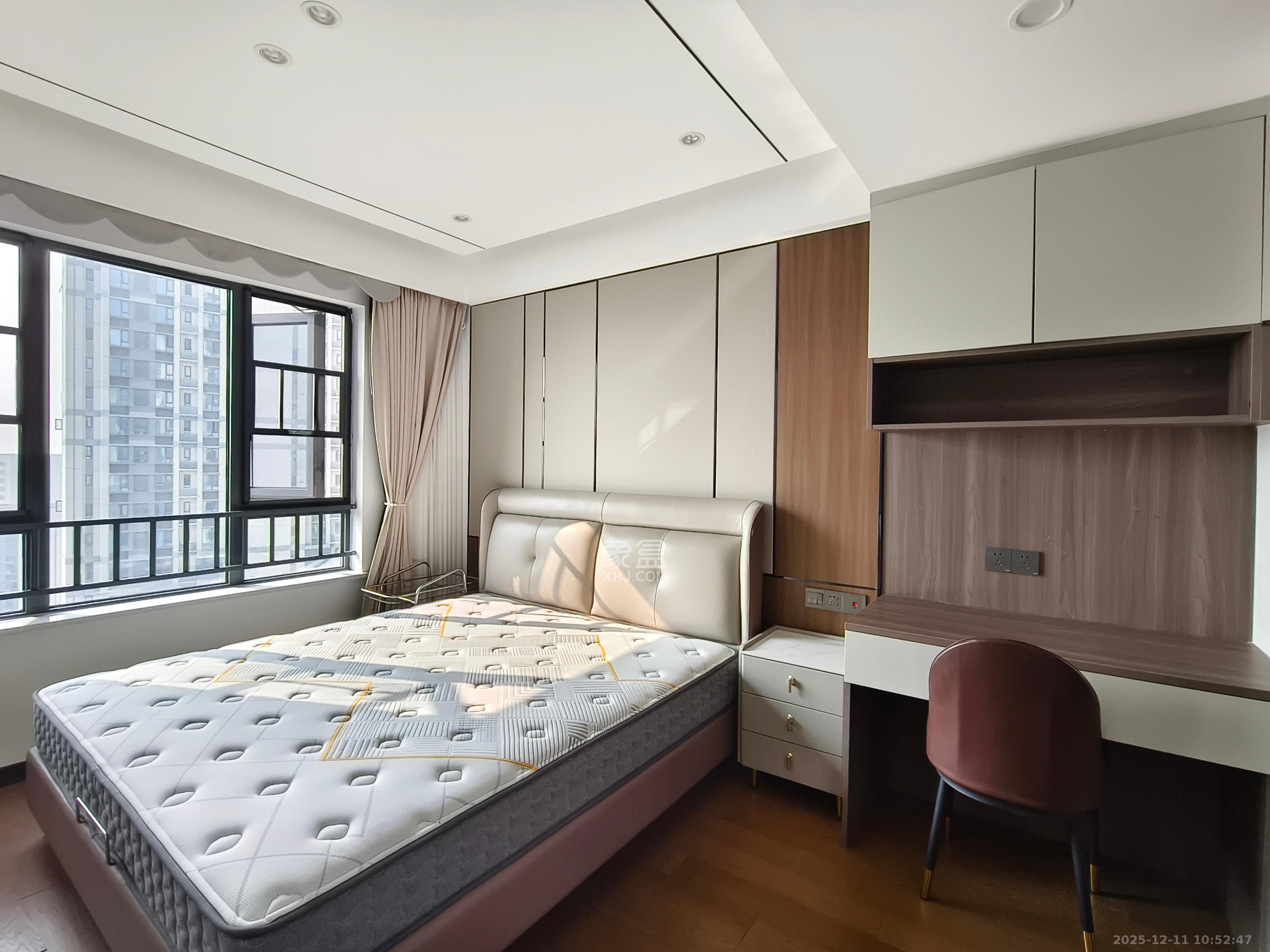 卓越中寰  4室2厅2卫    5800.0元/月室内图