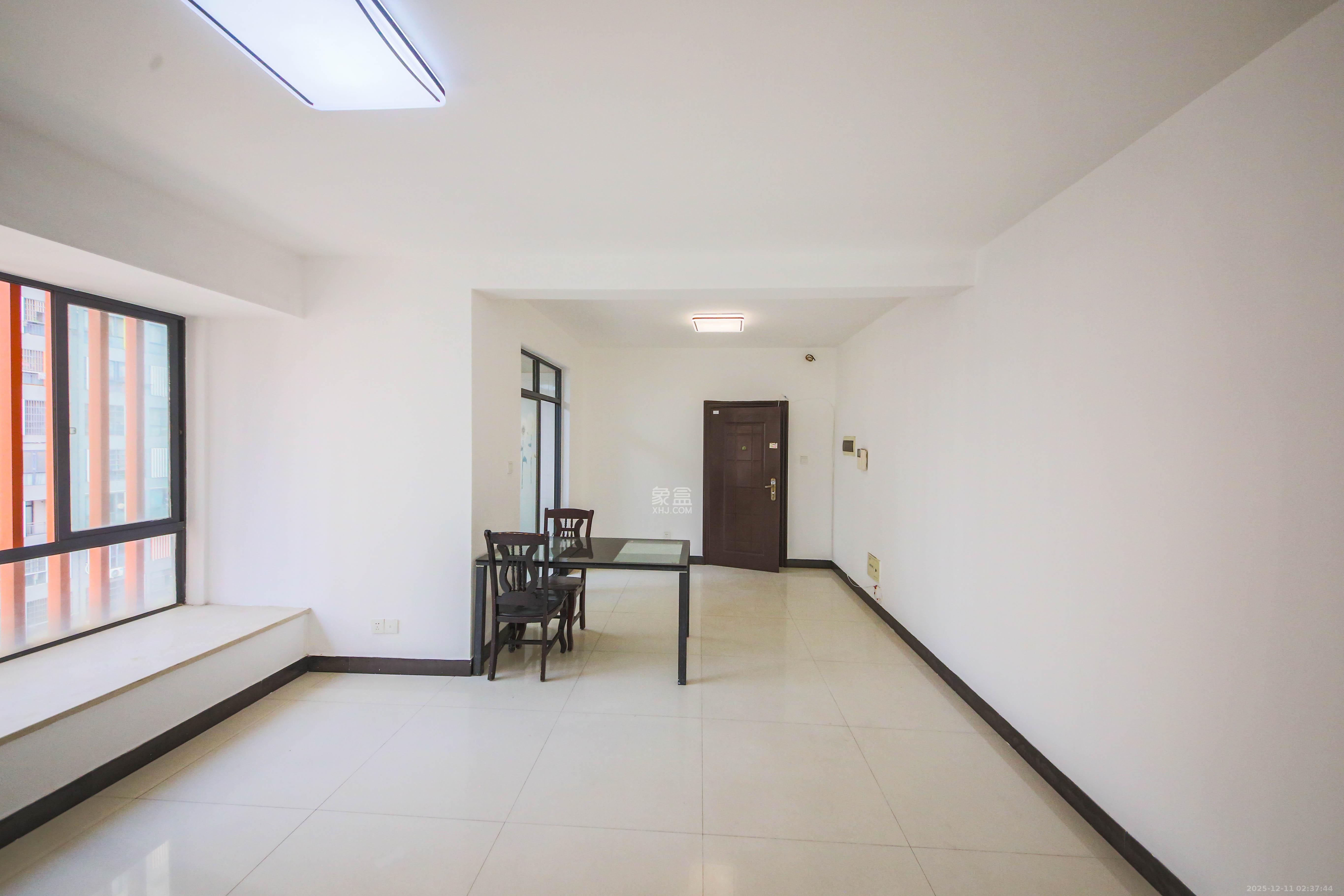 长大彩虹都  3室2厅1卫    63.8万