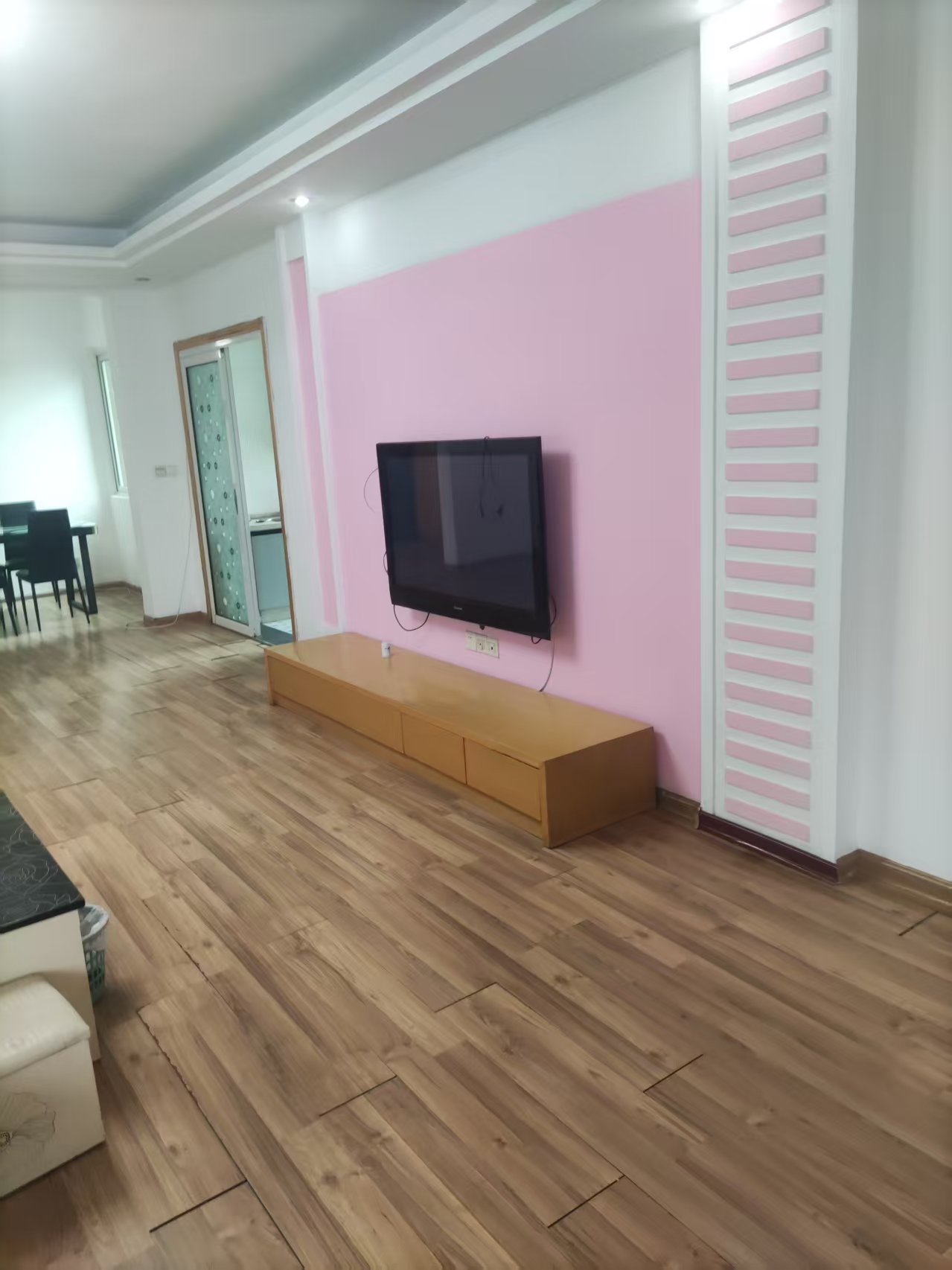 中凌景蒂名苑  3室2厅2卫    58.0万