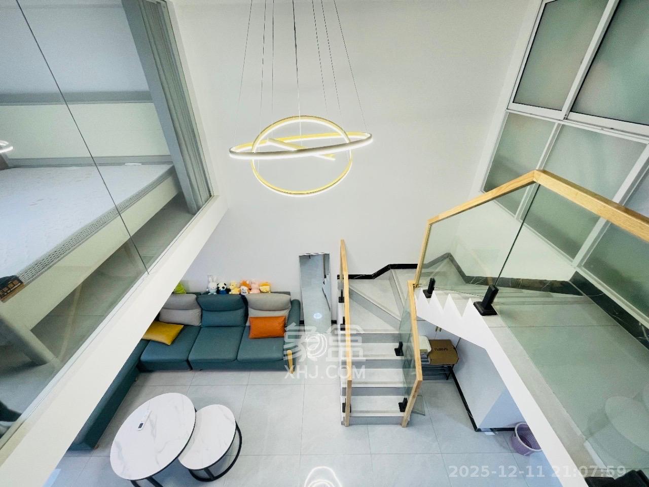 中国铁建梅溪青秀三期  2室2厅1卫    2100.0元/月室内图